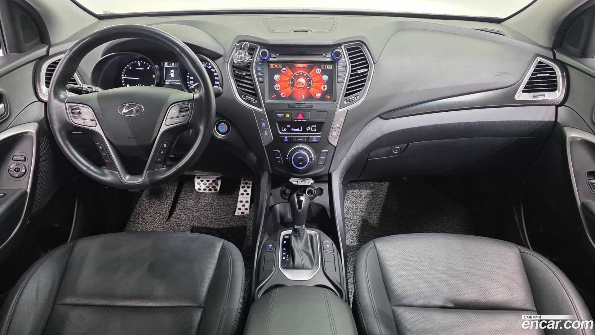 Santafe Hyundai 2016.3-INNER-007