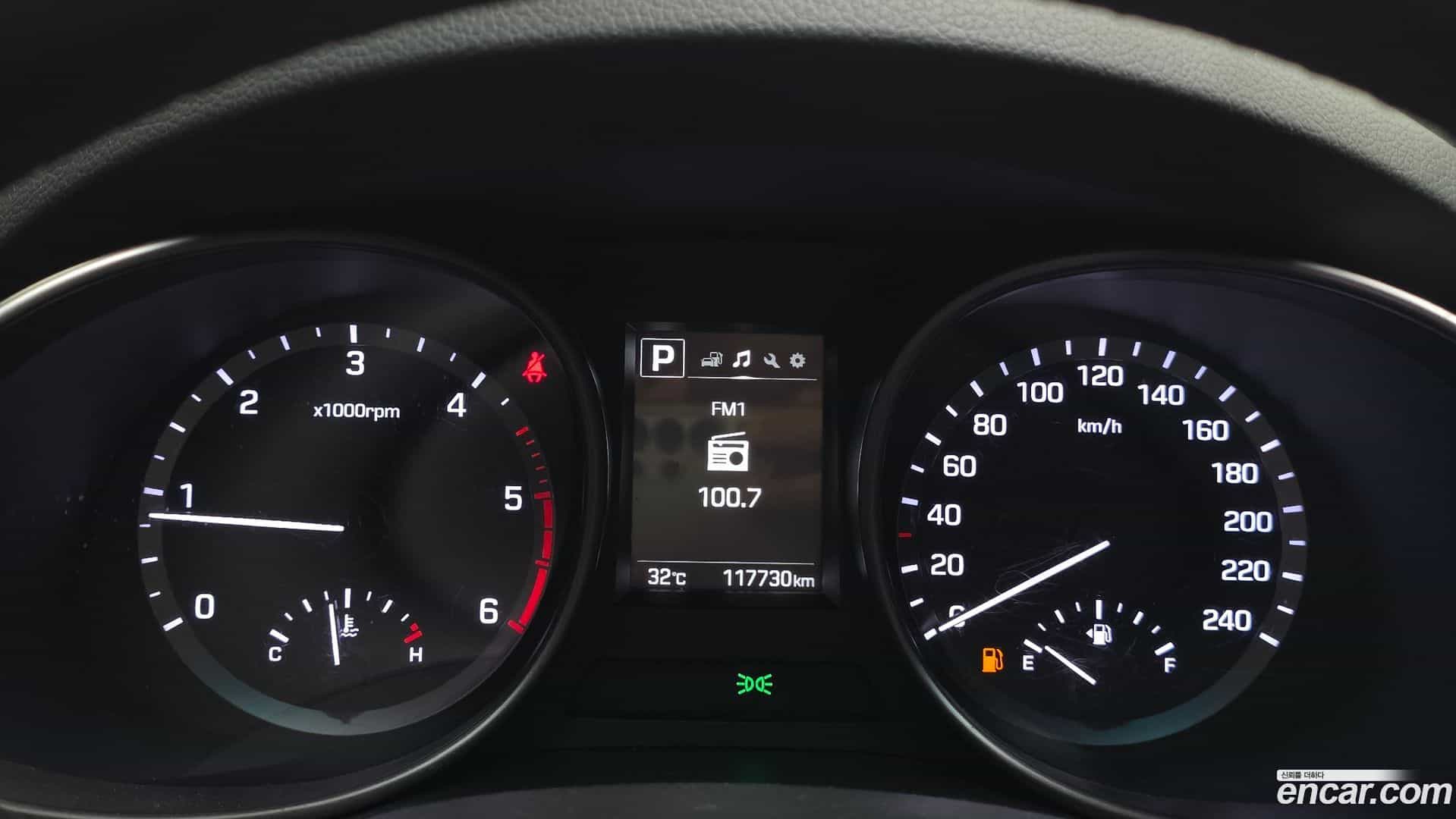 Santafe Hyundai 2016.3-INNER-008
