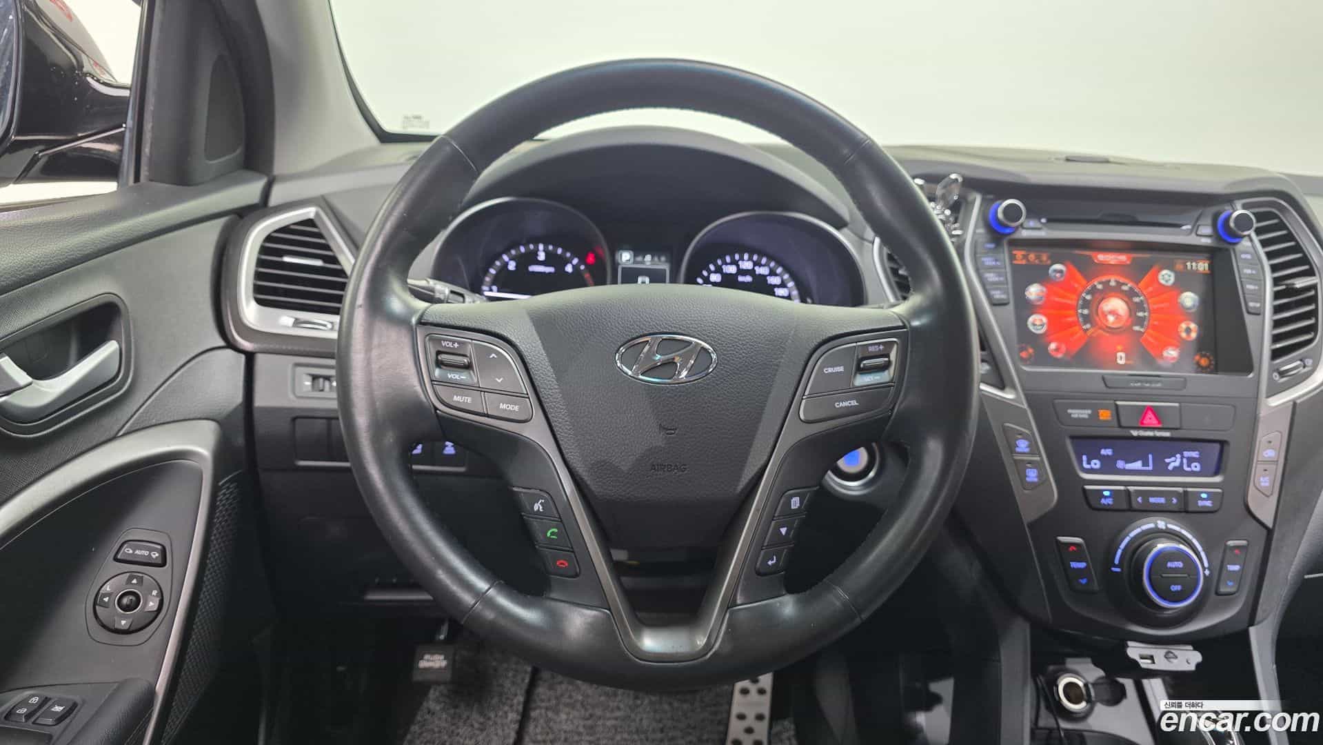 Santafe Hyundai 2016.3-OPTION-017