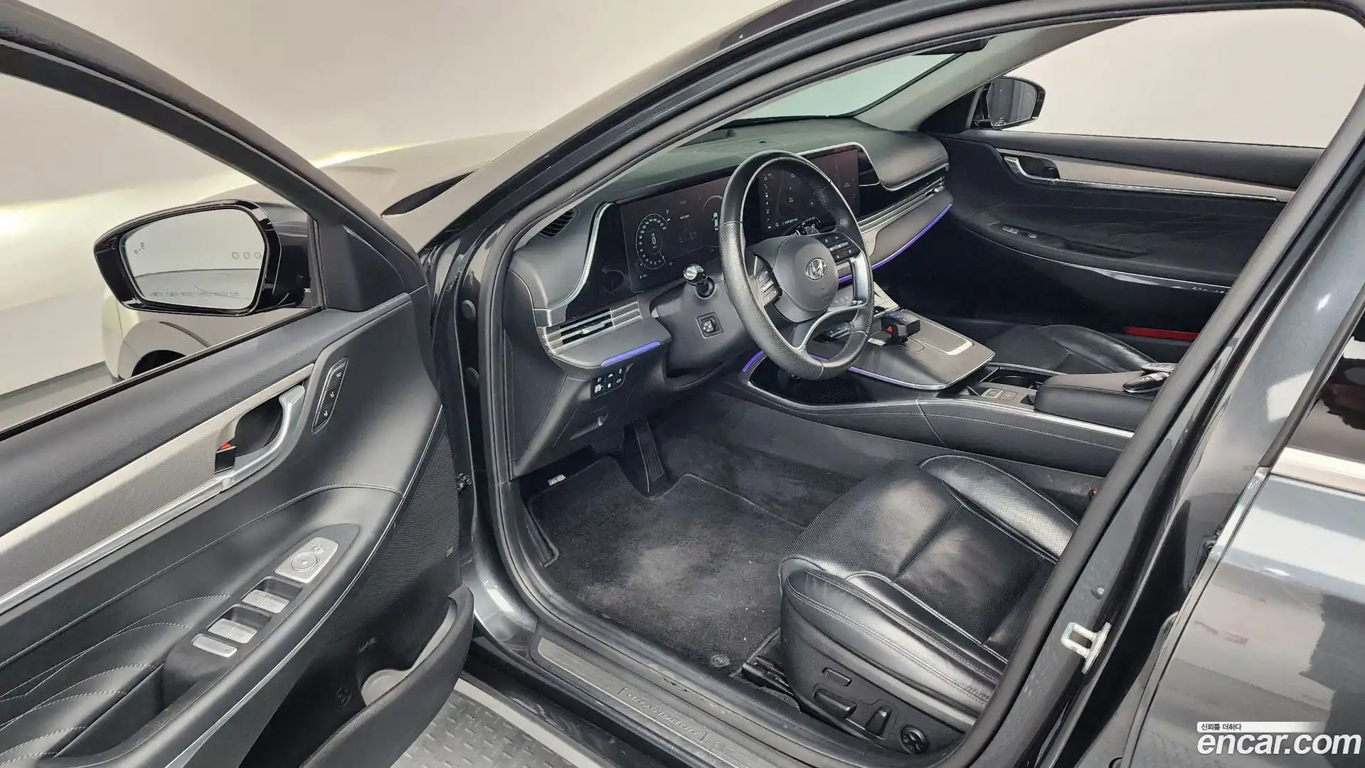 Grandeur Hyundai 2020.5-INNER-010