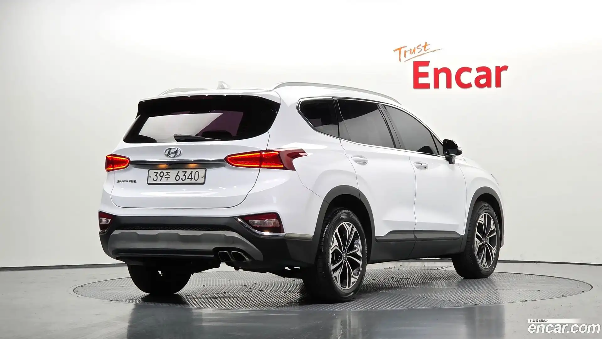 Santafe Hyundai 2018.3-OUTER-002