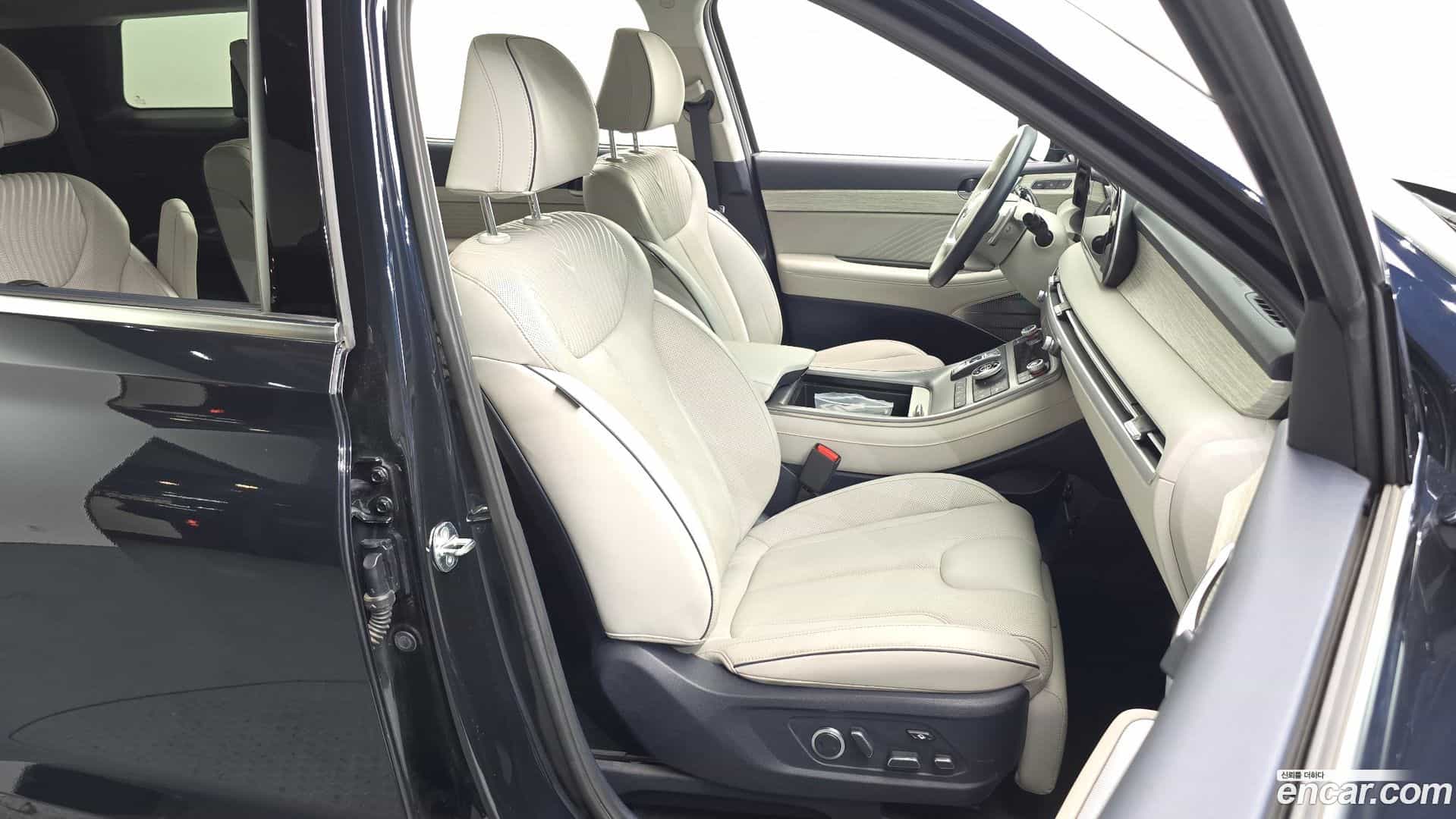 Palisade Hyundai 2023.6-INNER-036