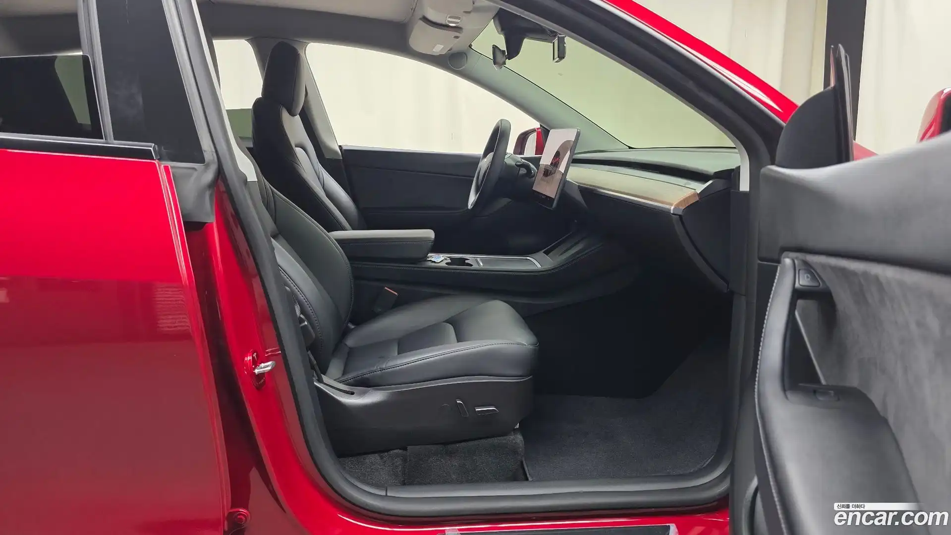 Model Y Tesla 2022.5-OPTION-015