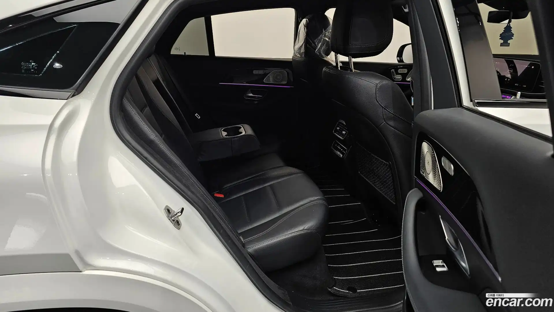 GLE-Class Mercedes-Benz 2022.10-OPTION-015