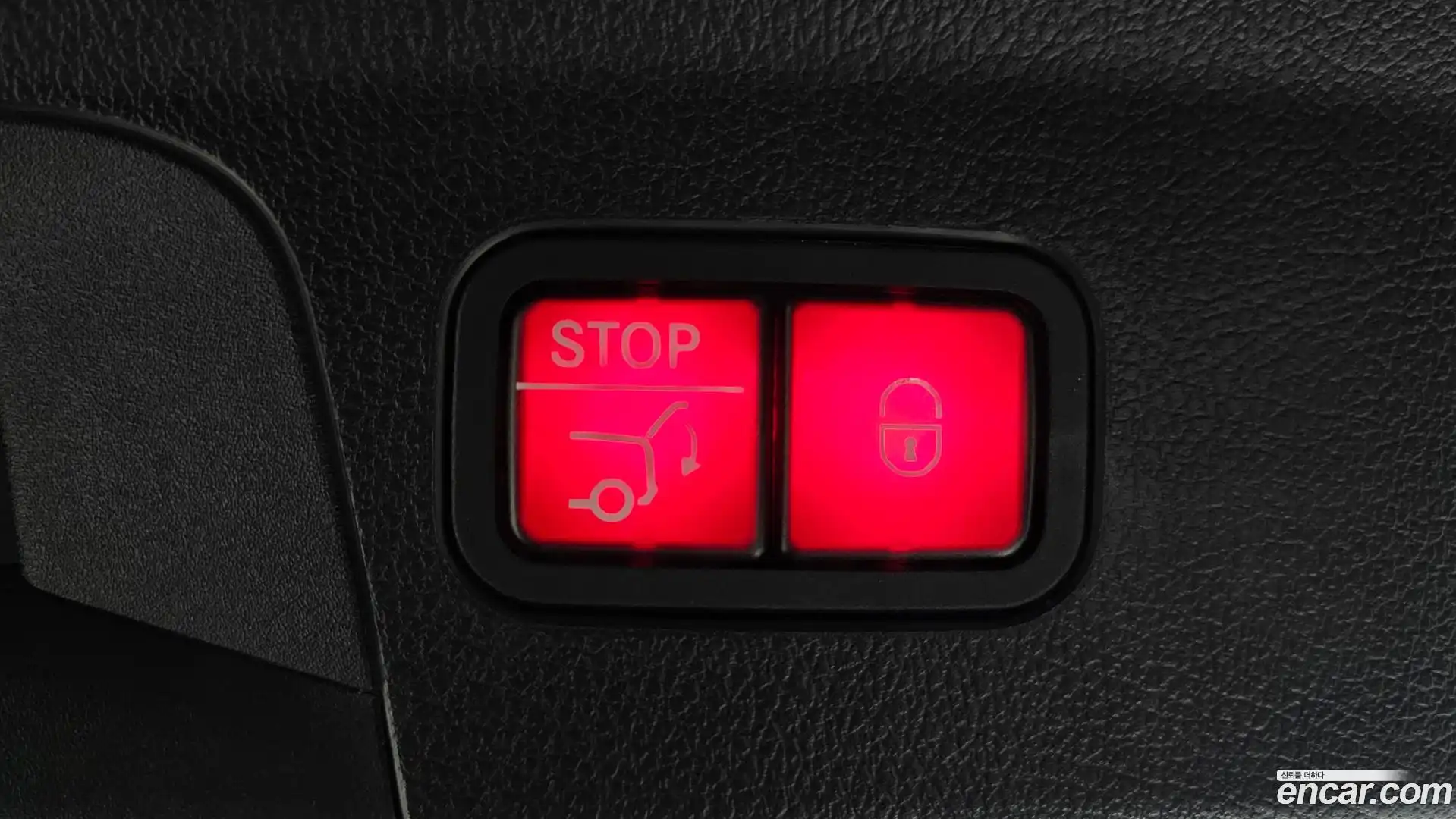 GLE-Class Mercedes-Benz 2022.10-OPTION-020