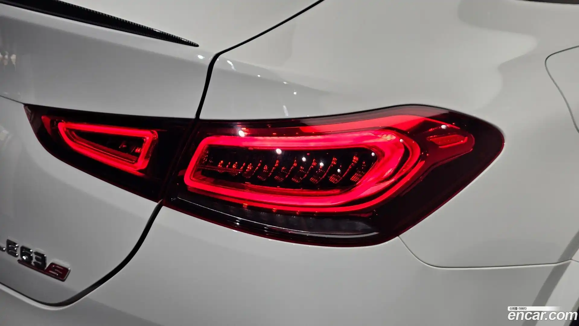 GLE-Class Mercedes-Benz 2022.10-OUTER-033