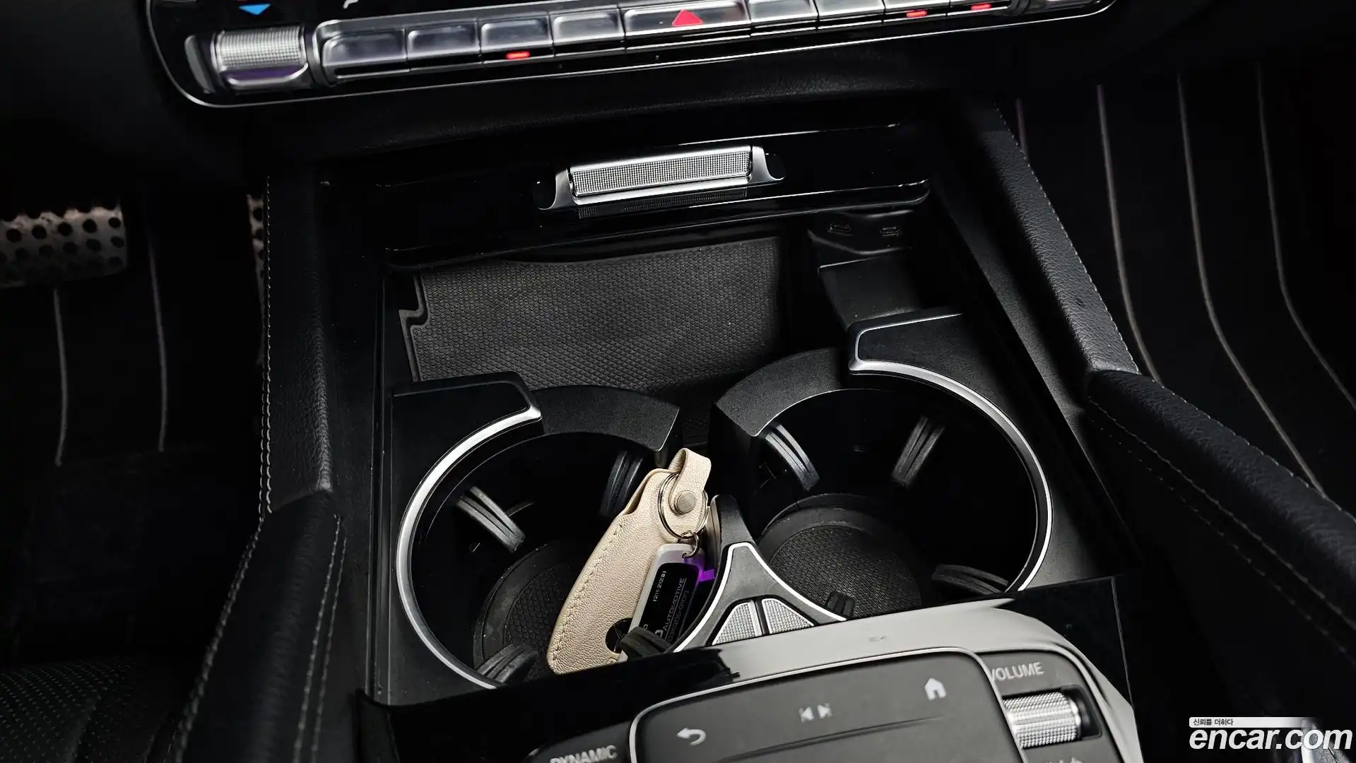 GLE-Class Mercedes-Benz 2022.10-OPTION-045