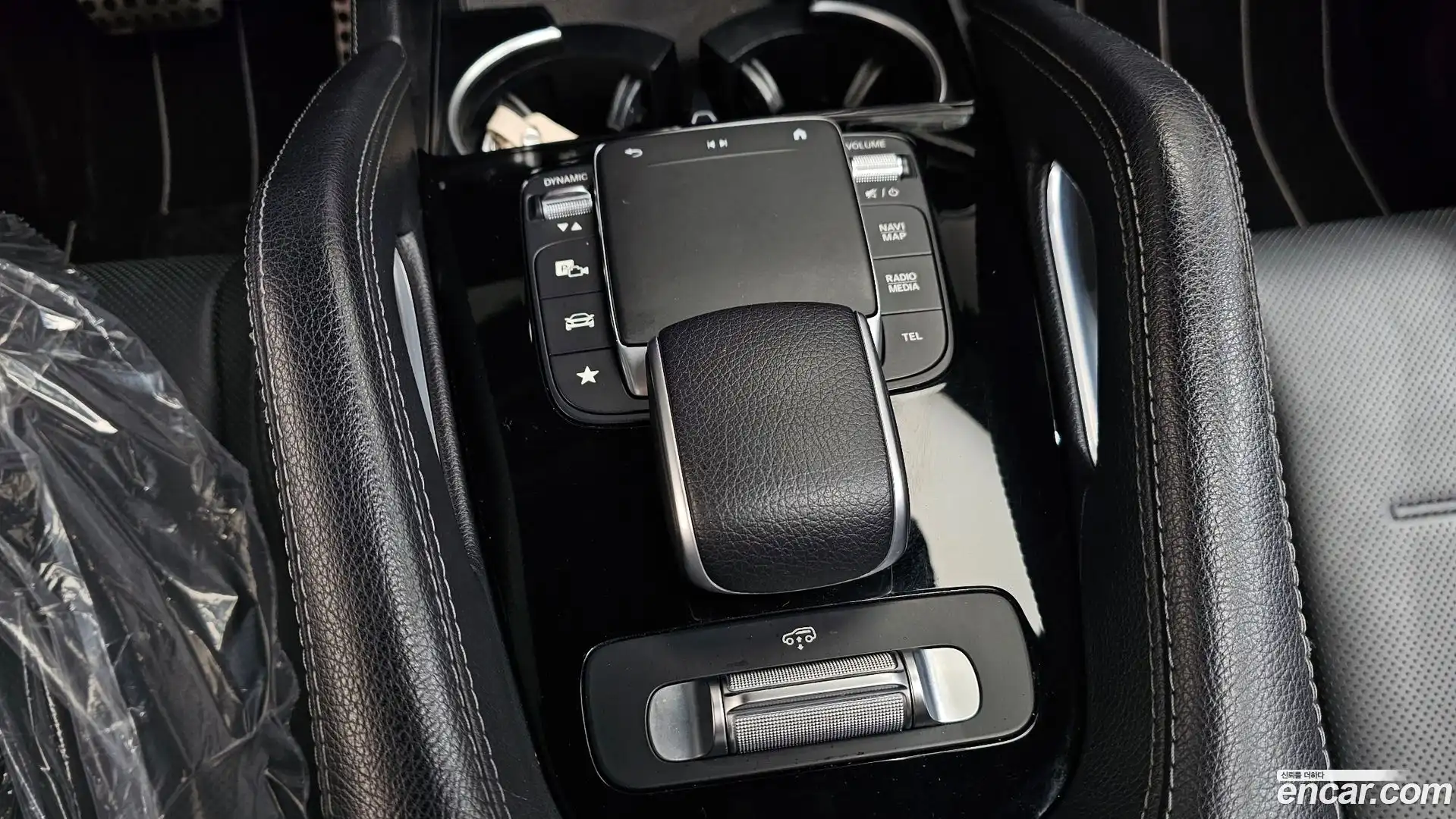 GLE-Class Mercedes-Benz 2022.10-OPTION-046
