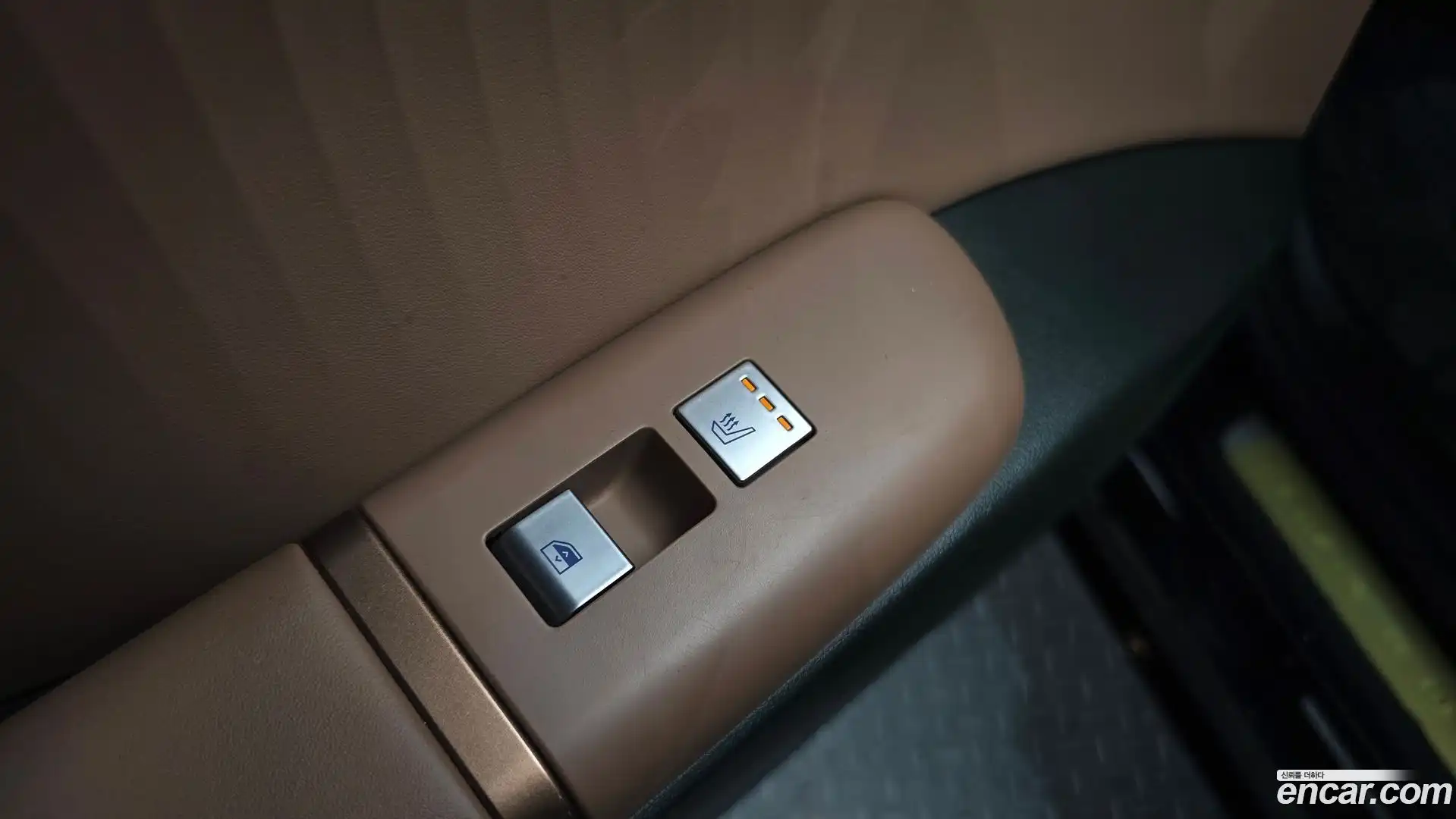 Grandeur Hyundai 2023.6-OPTION-043