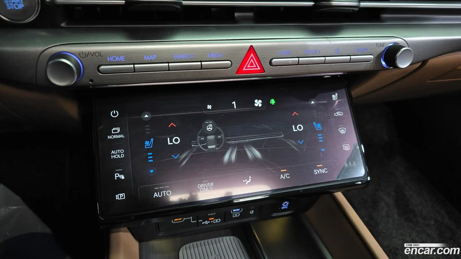 Grandeur Hyundai 2023.6-OPTION-044