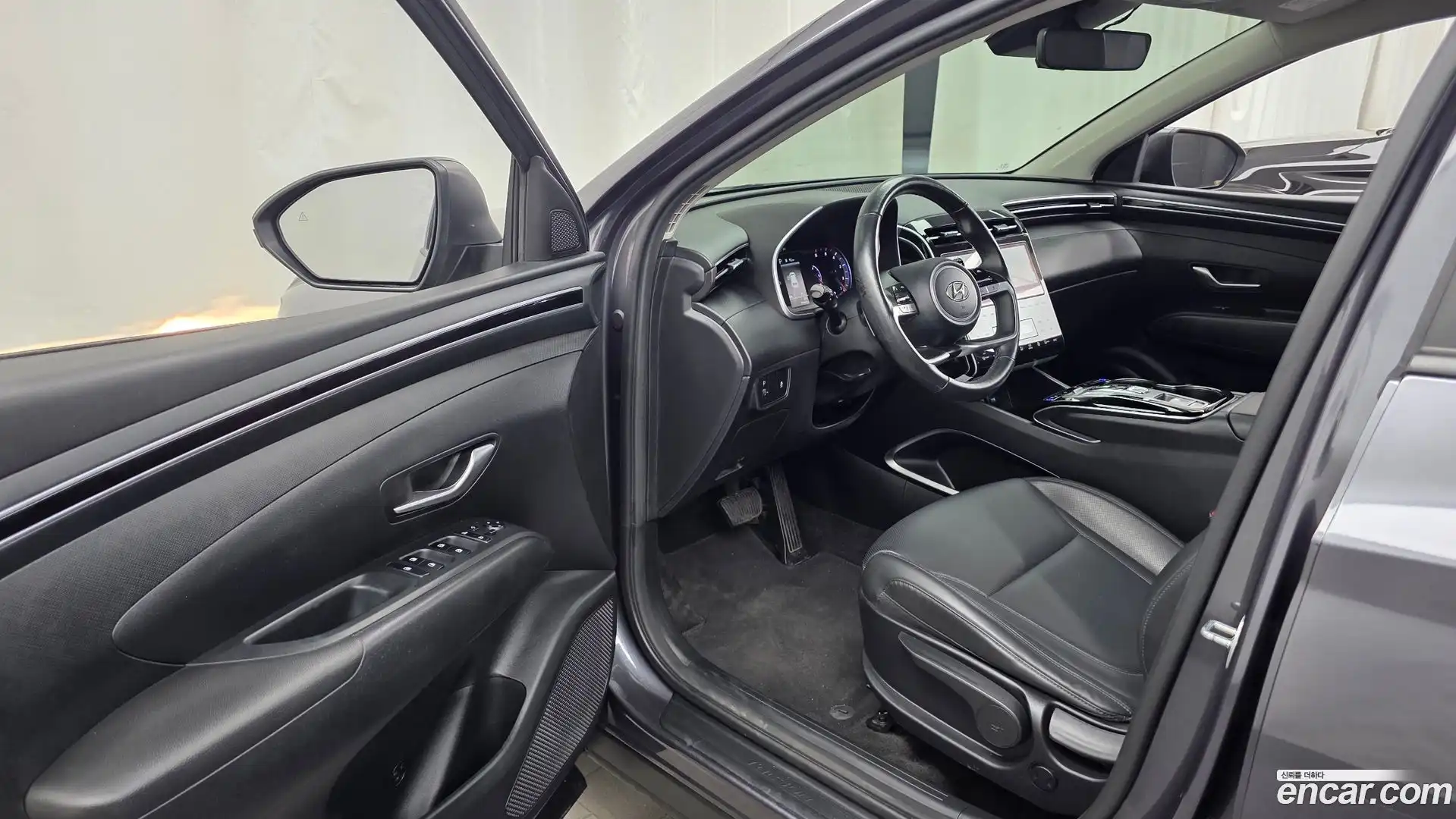 Tucson Hyundai 2023.2-INNER-010
