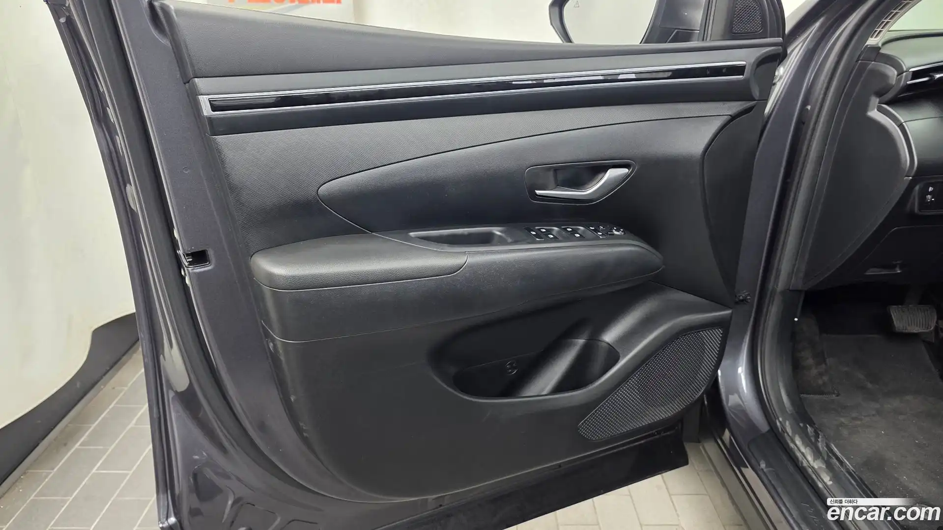 Tucson Hyundai 2023.2-INNER-034
