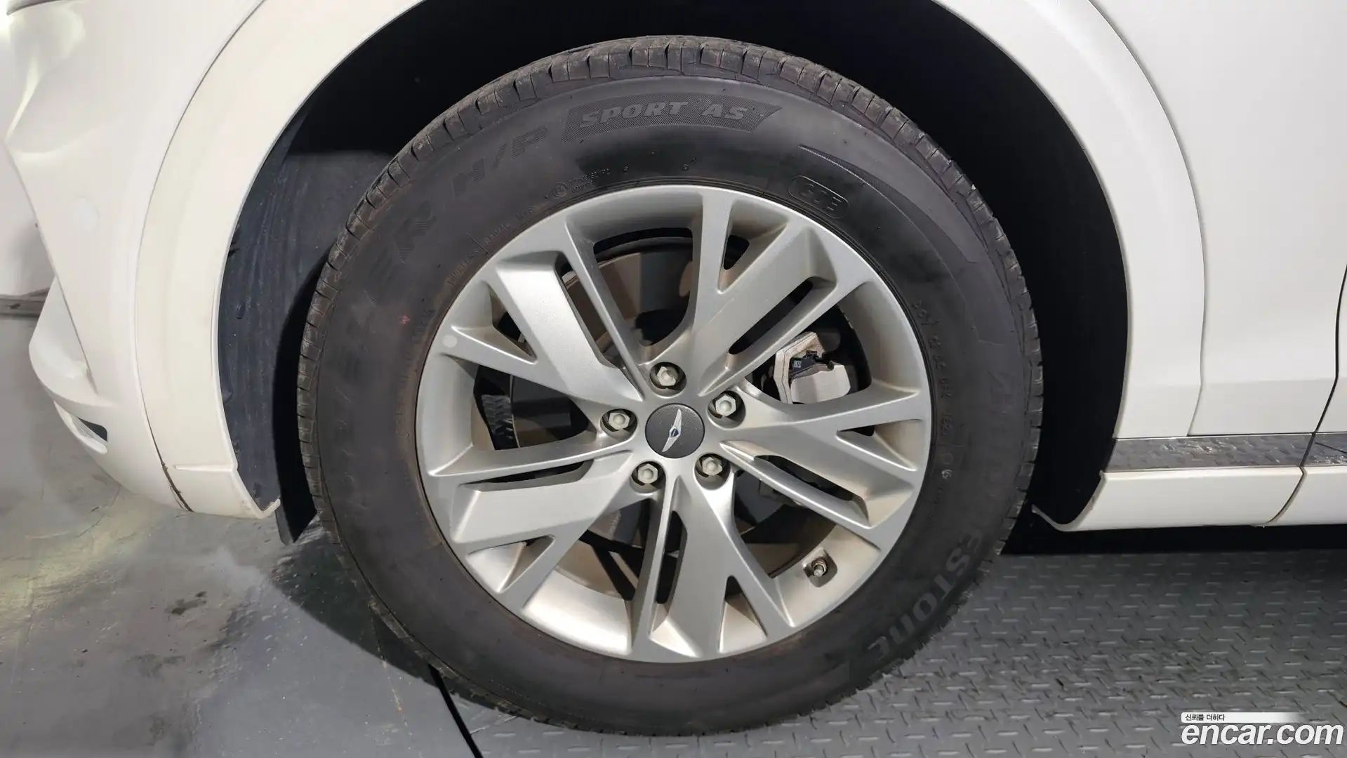 GV70 Genesis 2021.6-OUTER-005