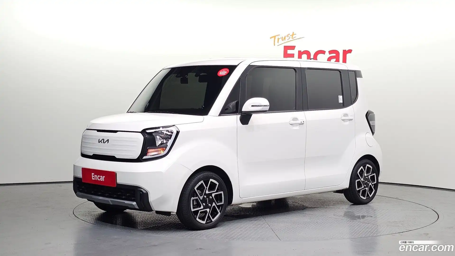 RAY Kia 2022.11-OUTER-001