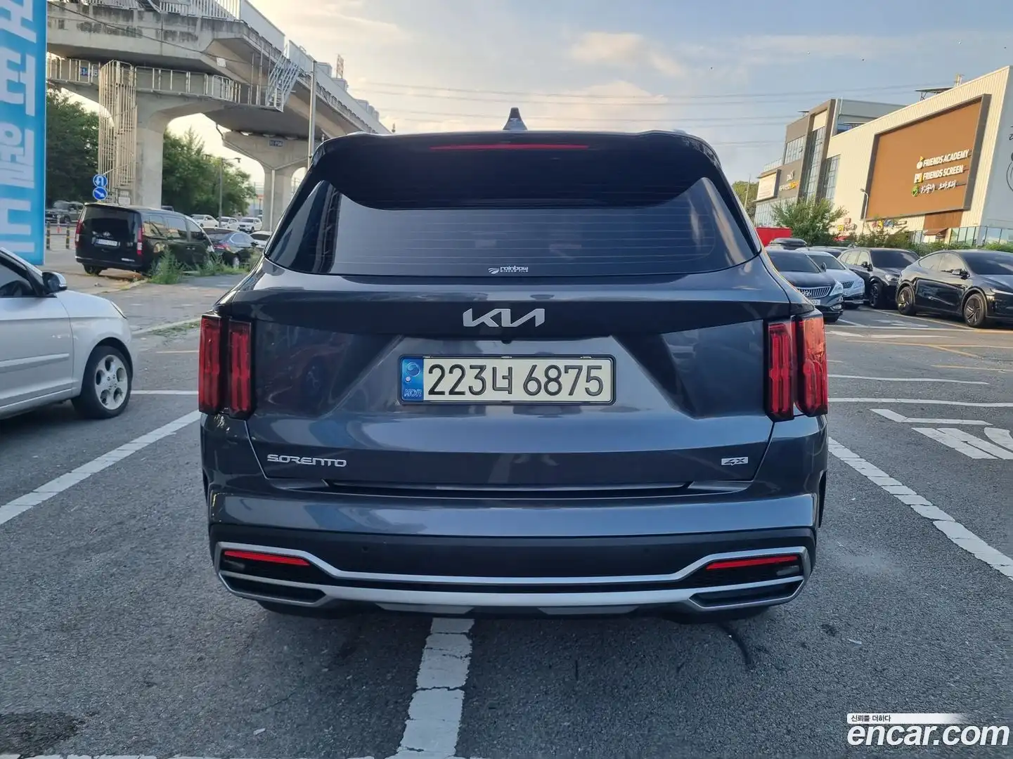Sorento Kia 2022.8-OUTER-006