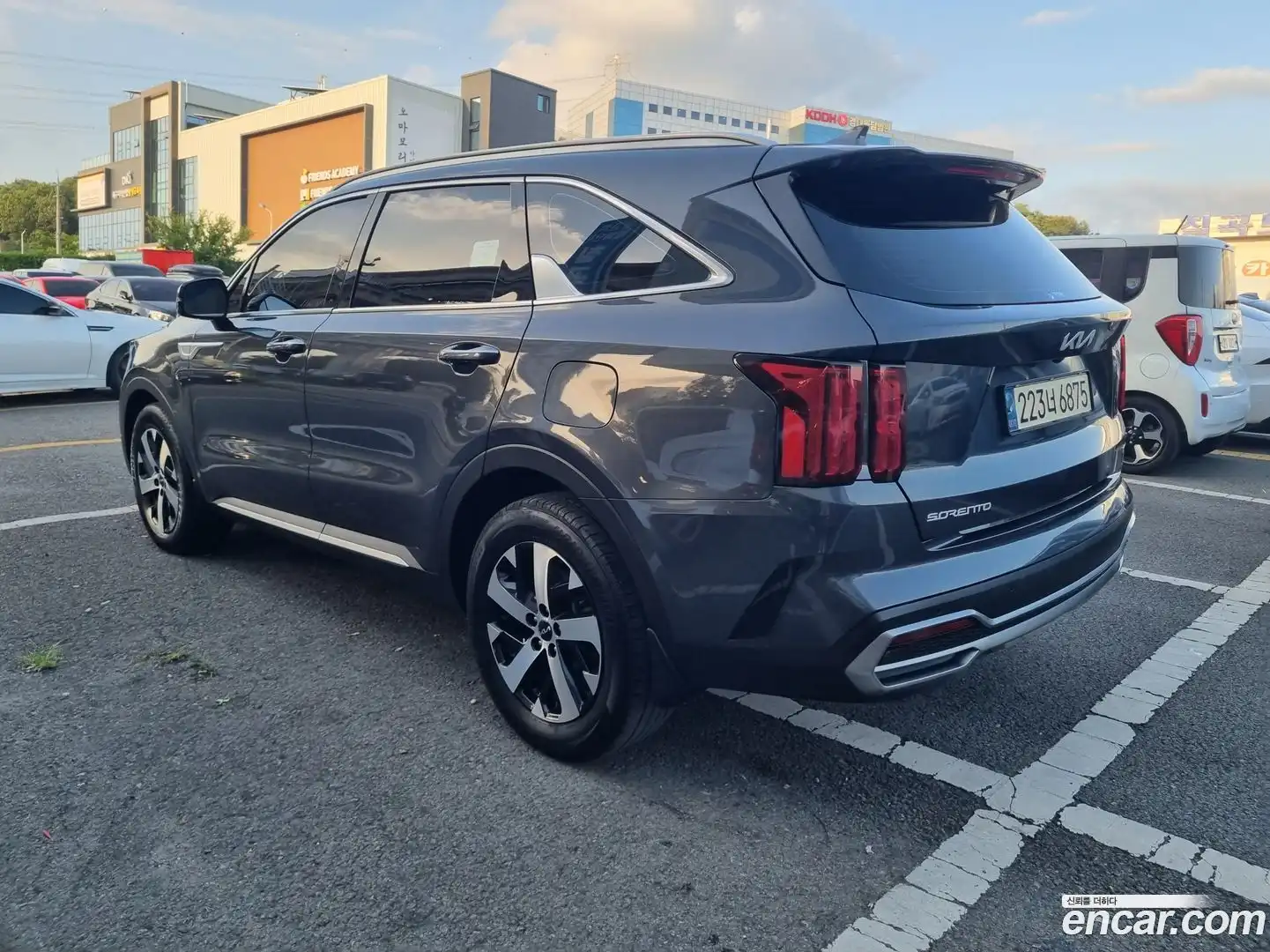 Sorento Kia 2022.8-INNER-007