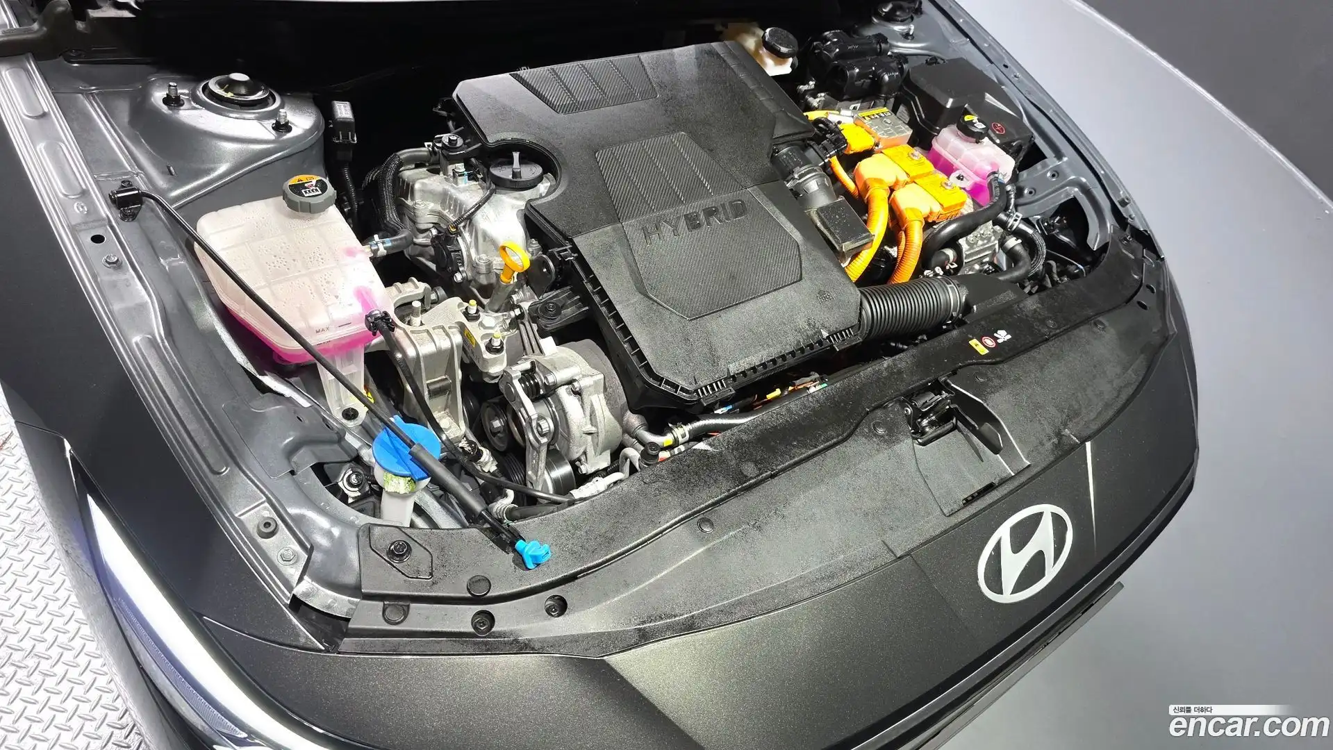 AVANTE Hyundai 2024.5-OUTER-006