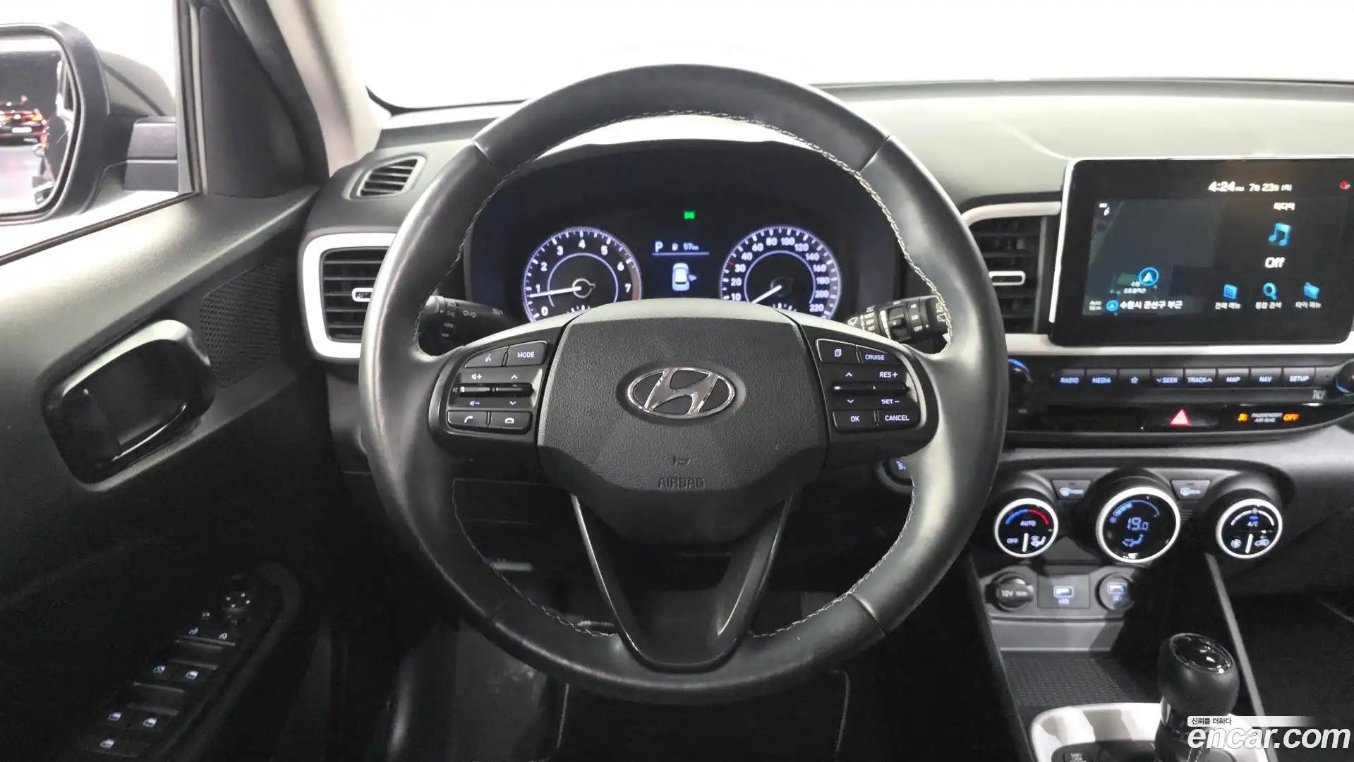 Venue Hyundai 2019.8-OPTION-017