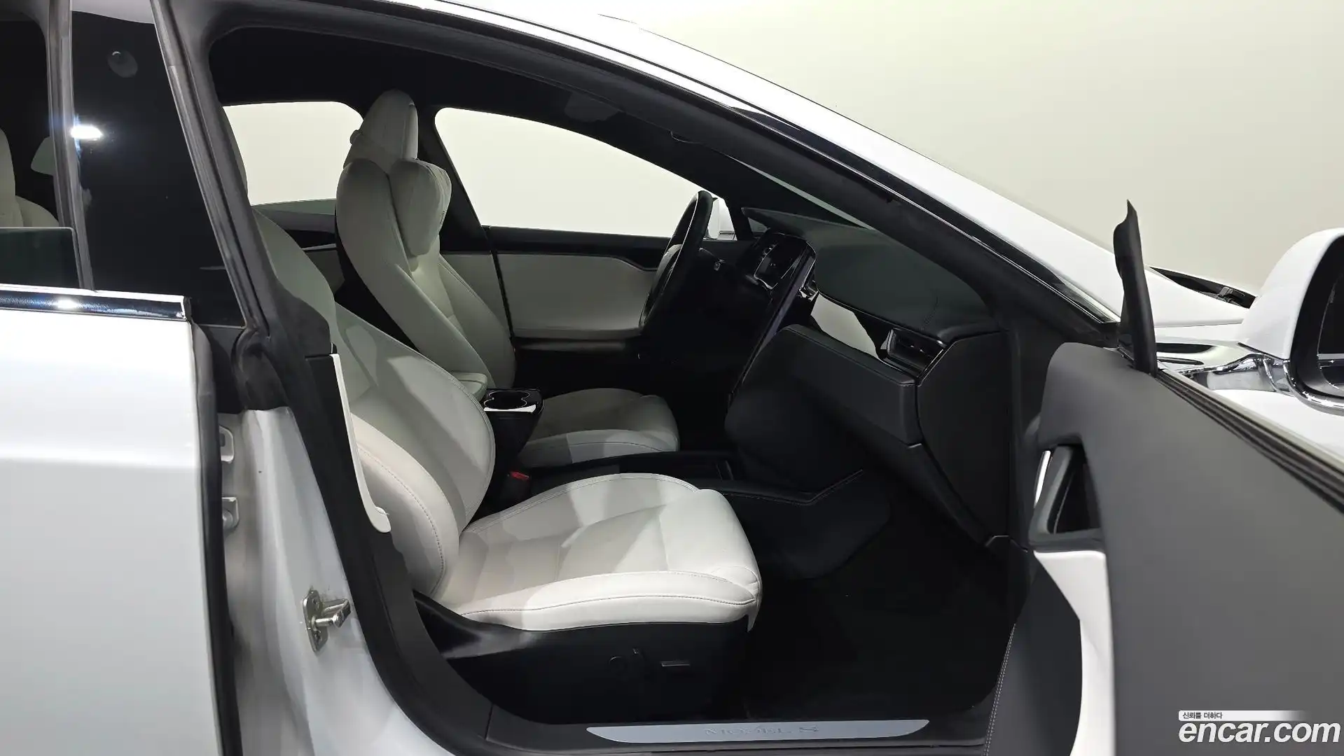 Model S Tesla 2020.10-OPTION-015