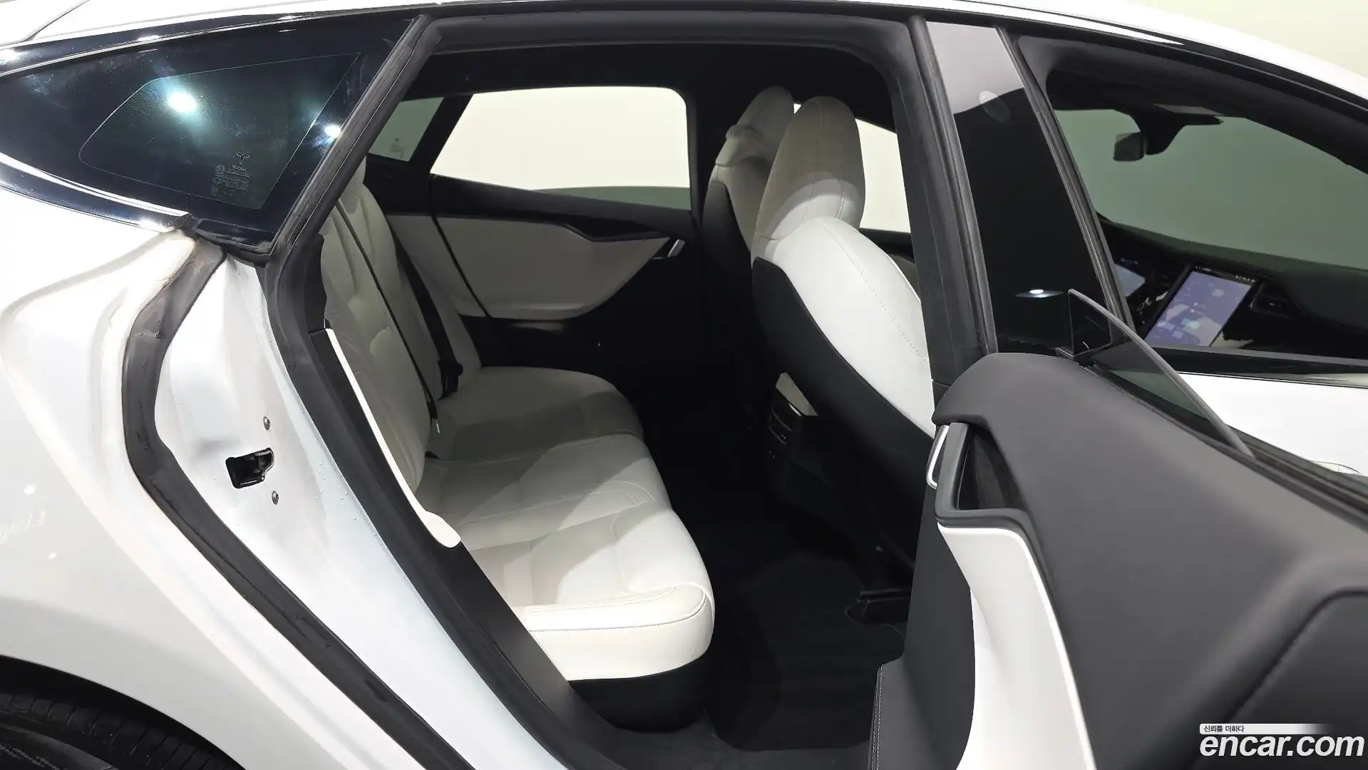 Model S Tesla 2020.10-OPTION-016