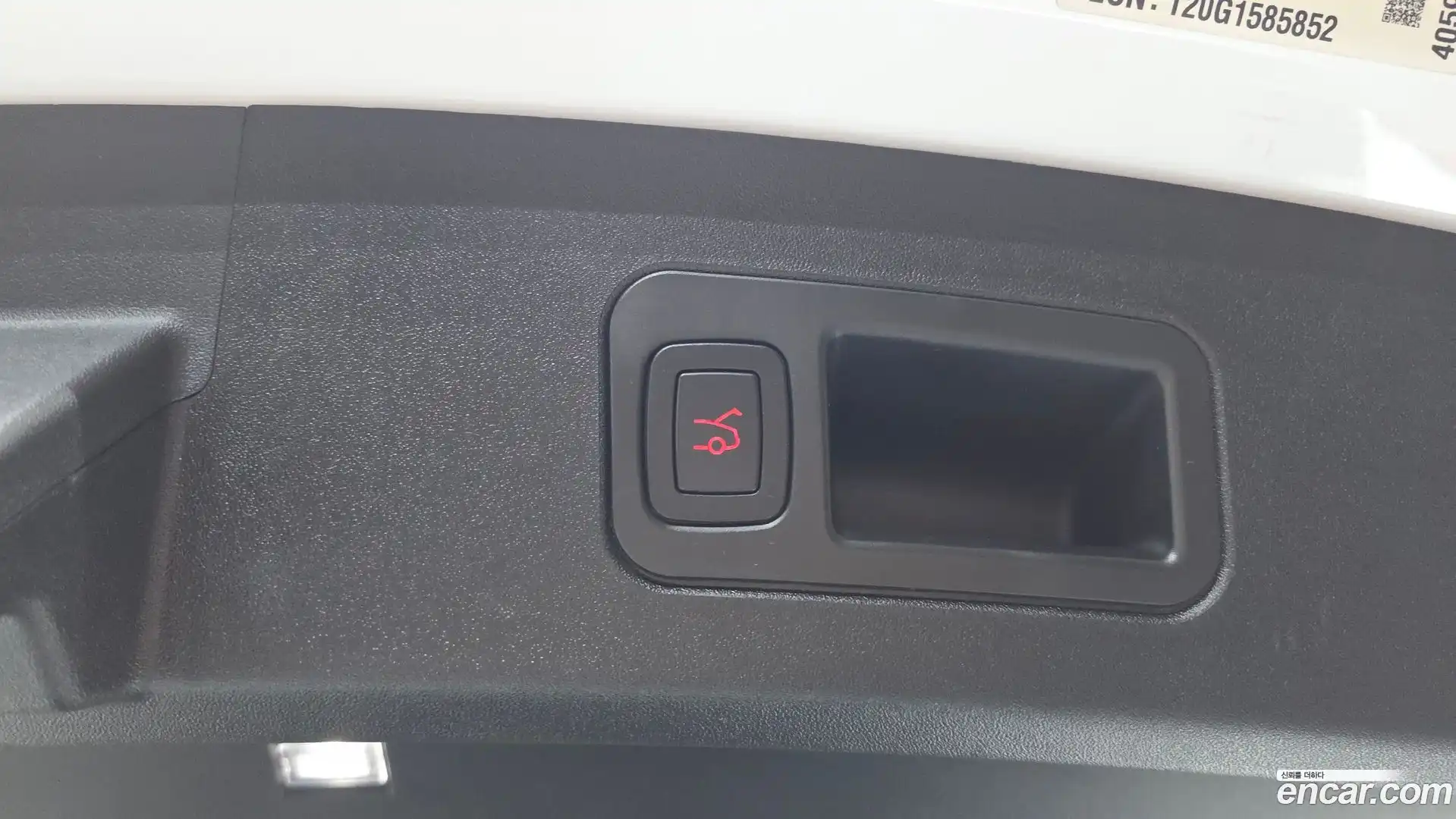 Model S Tesla 2020.10-OPTION-042