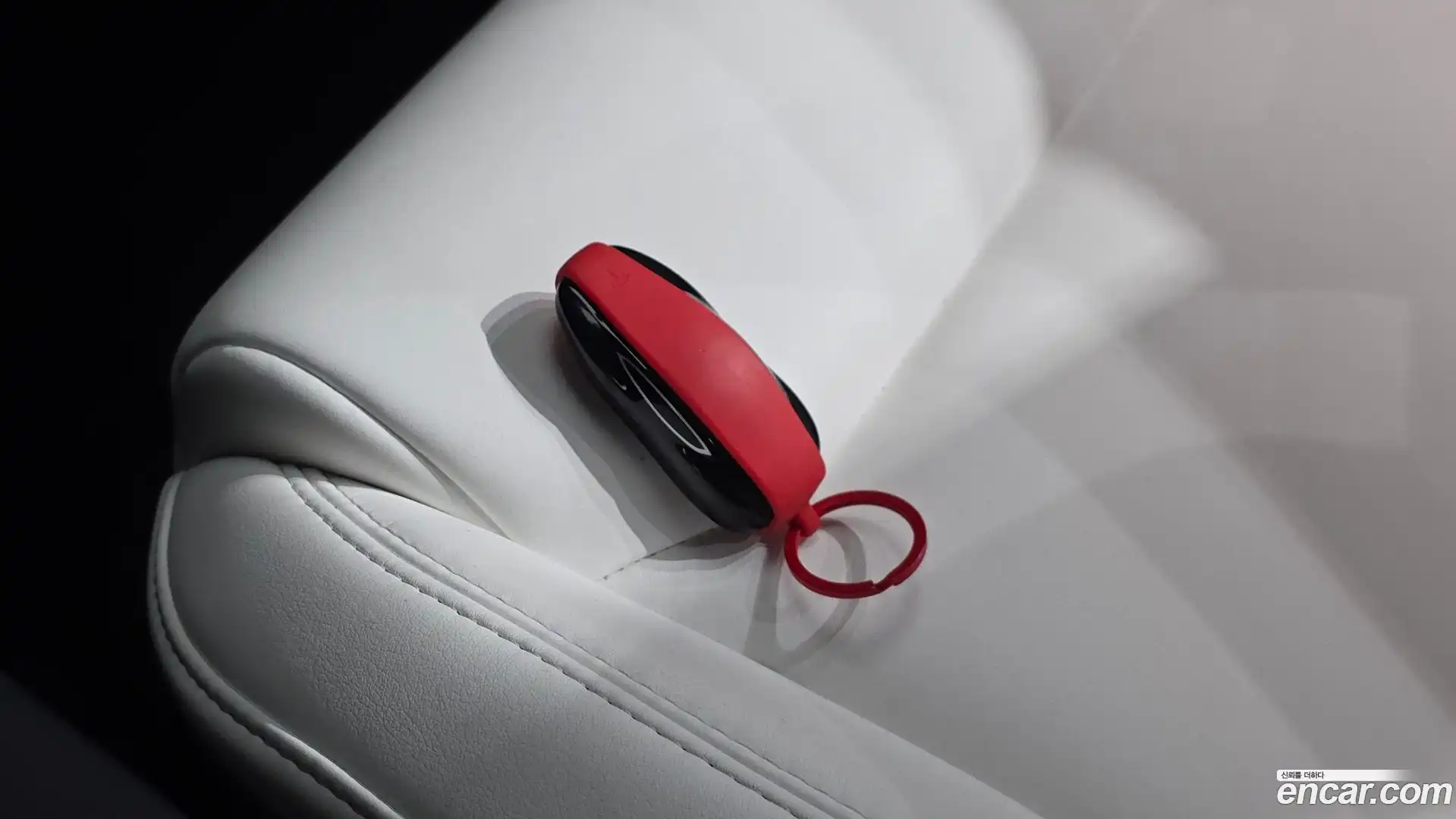 Model S Tesla 2020.10-OPTION-045