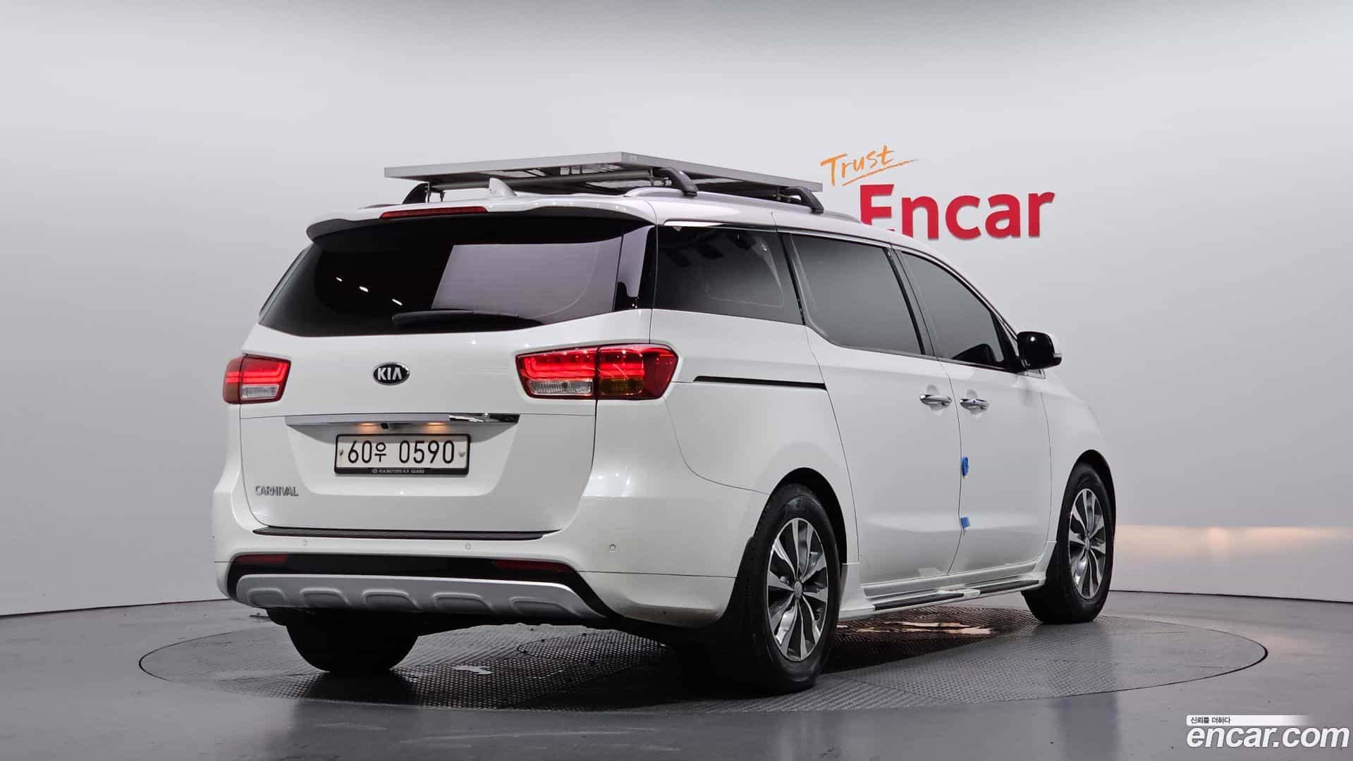 Canival Kia 2015.11-OUTER-002