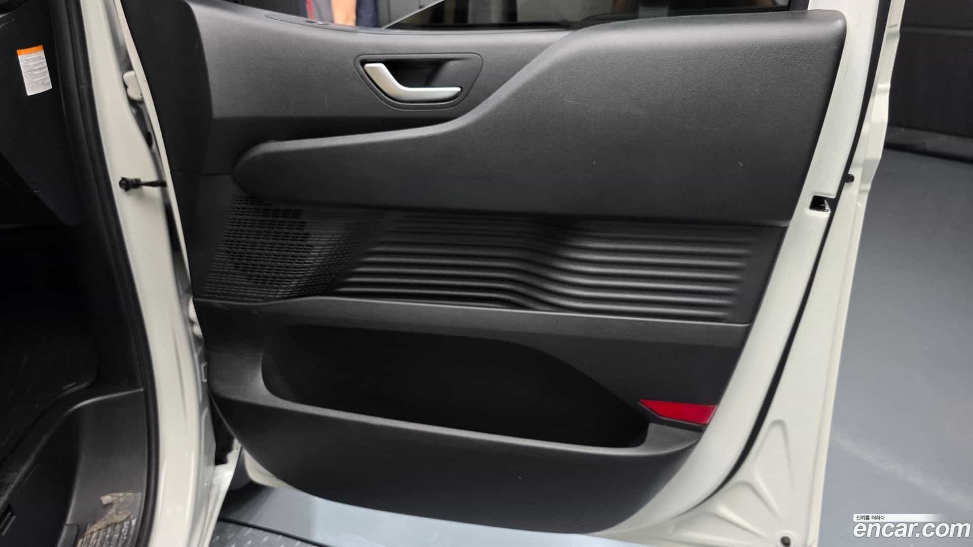 Staria Hyundai 2024.10-INNER-035