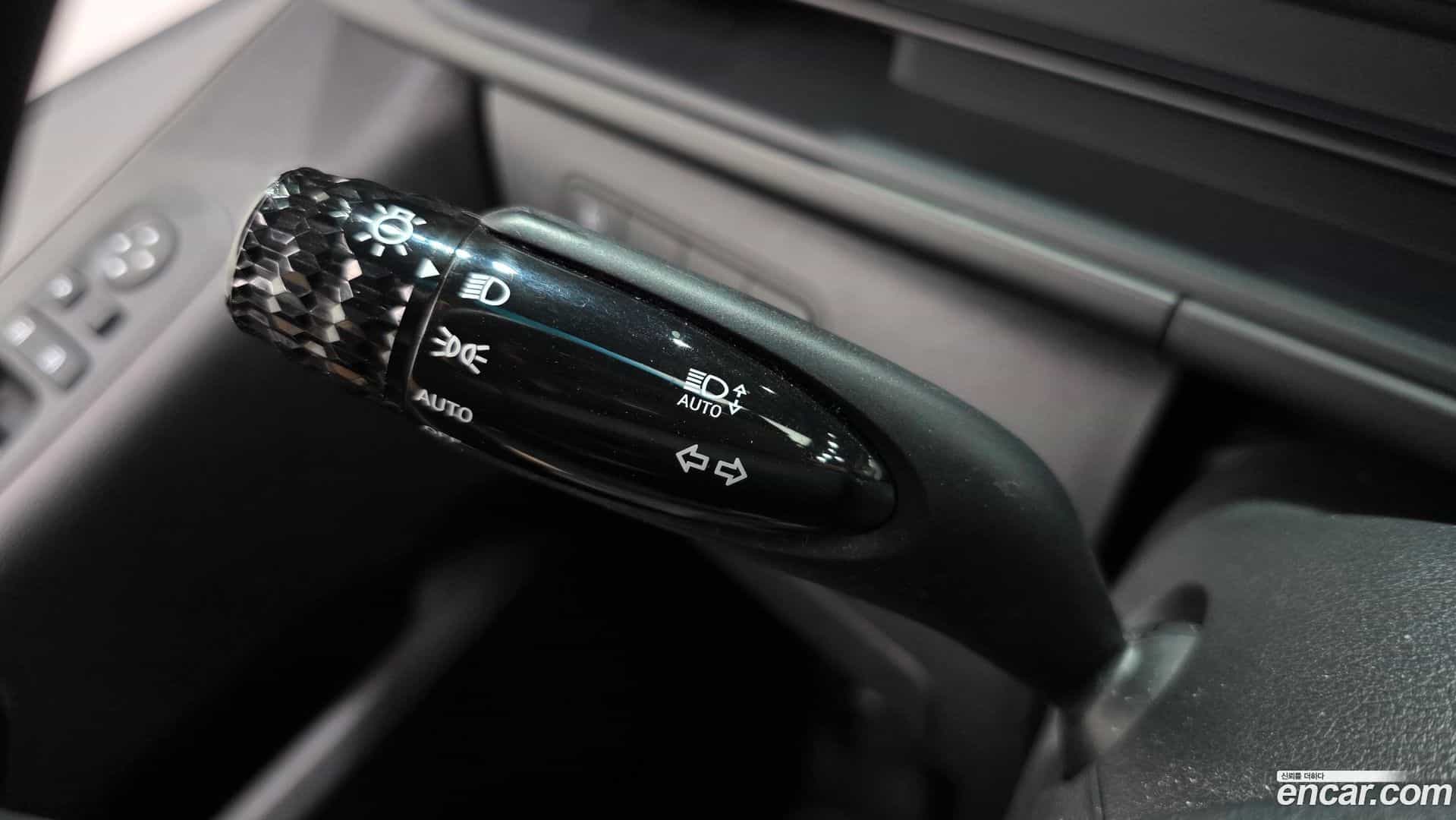 Staria Hyundai 2024.10-OPTION-042