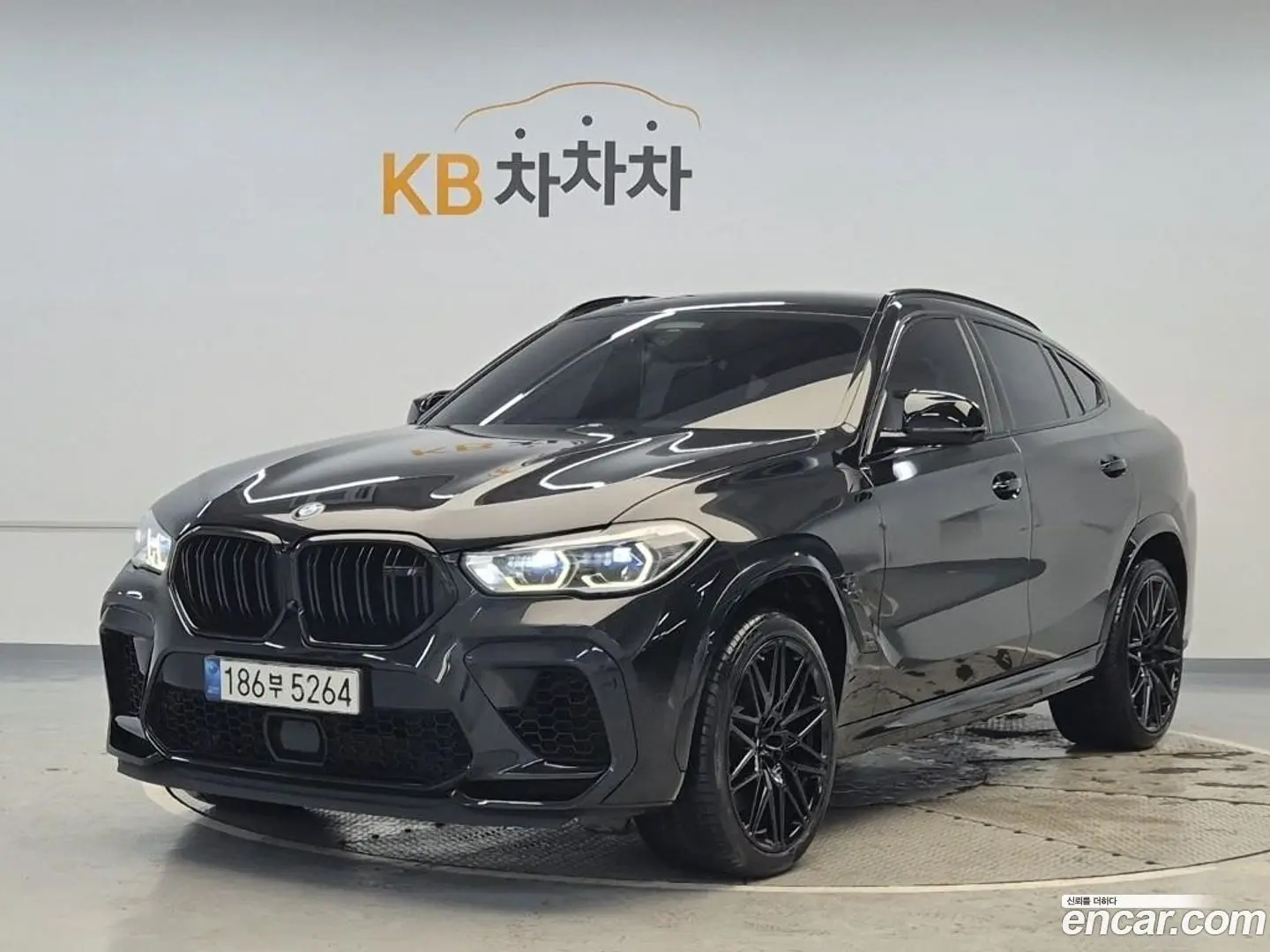 Main__Slider__Photo:X6M BMW 2021.11-0