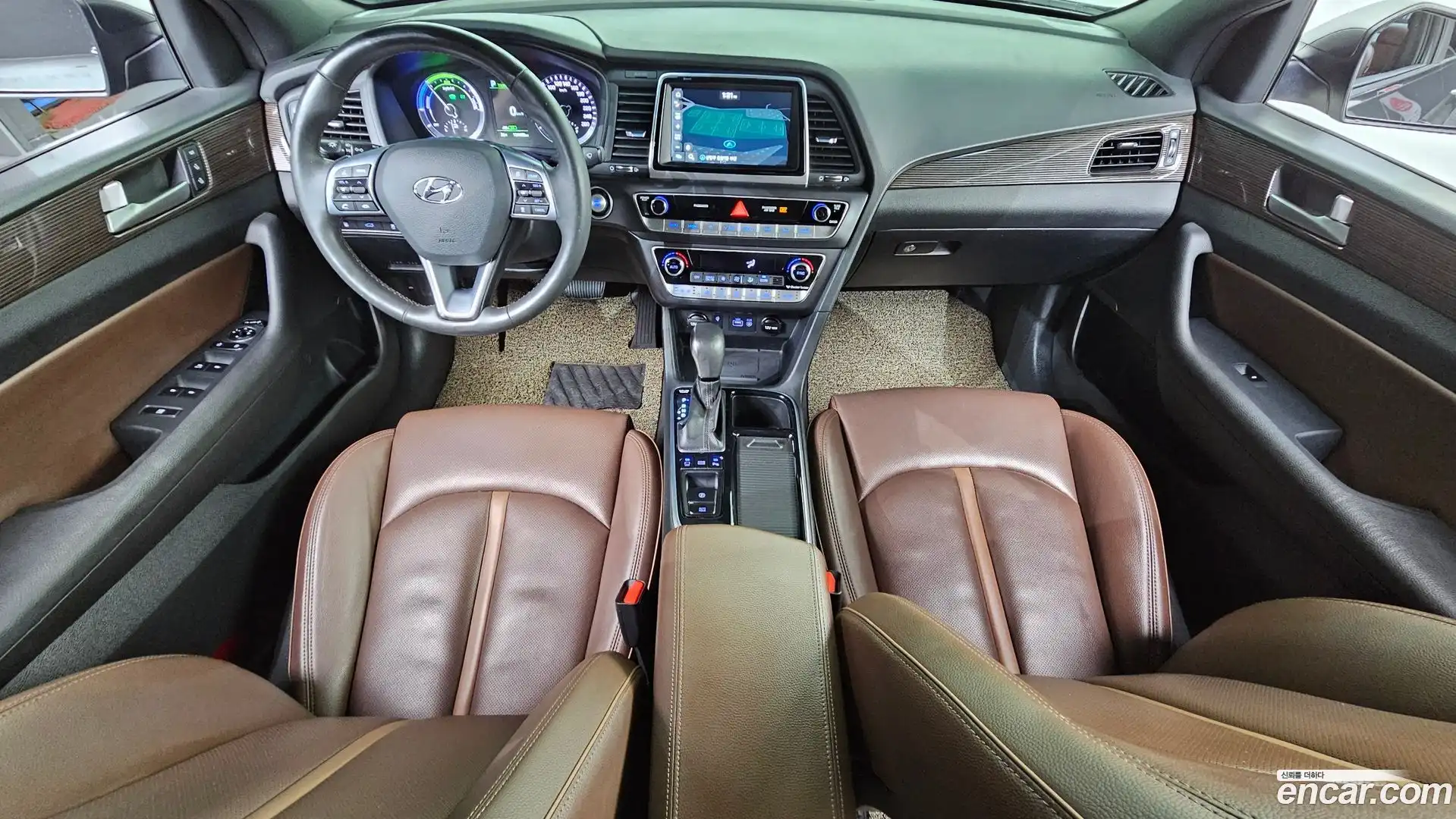 Sonata Hyundai 2018.2-INNER-007