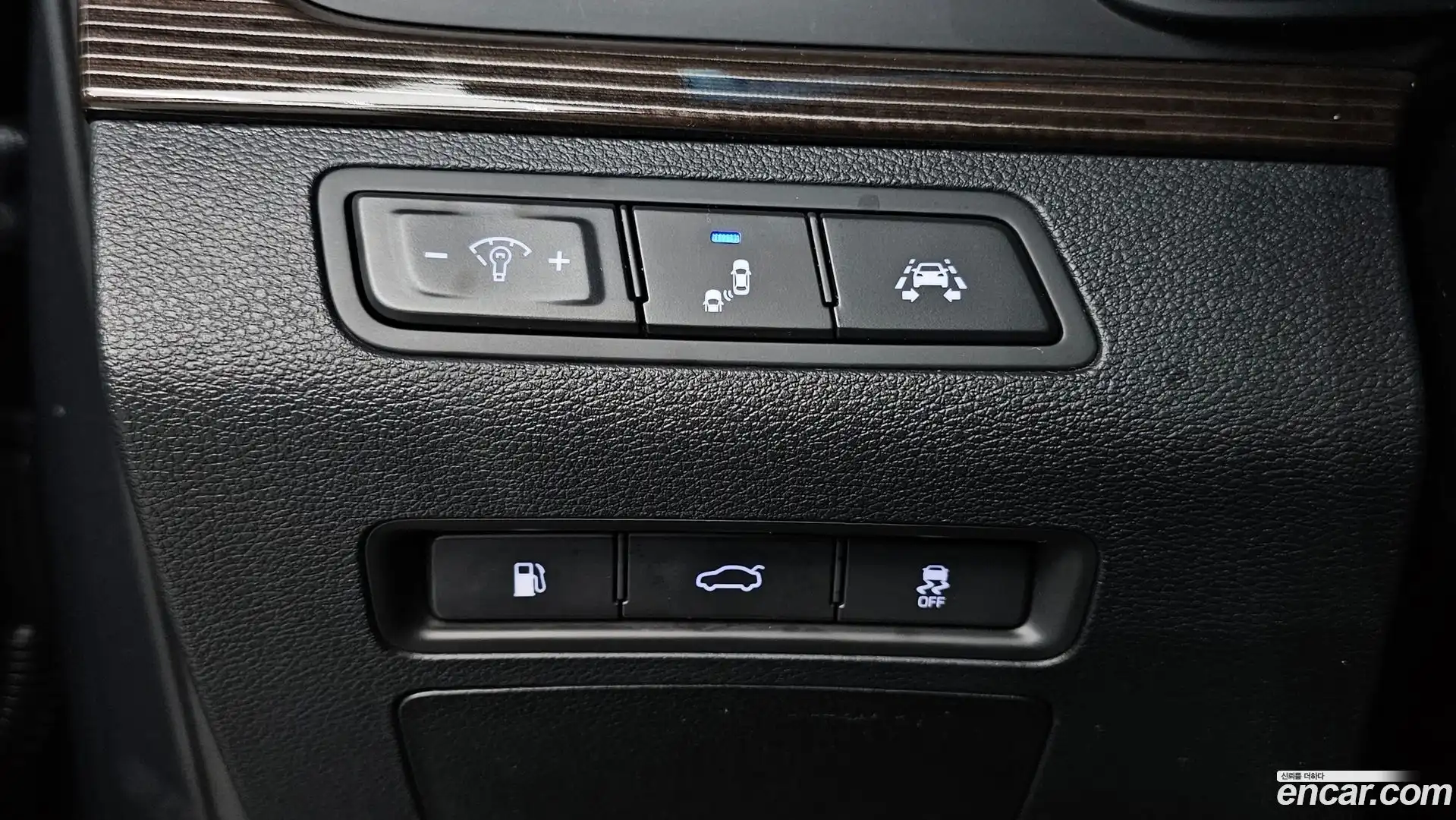 Sonata Hyundai 2018.2-OPTION-017