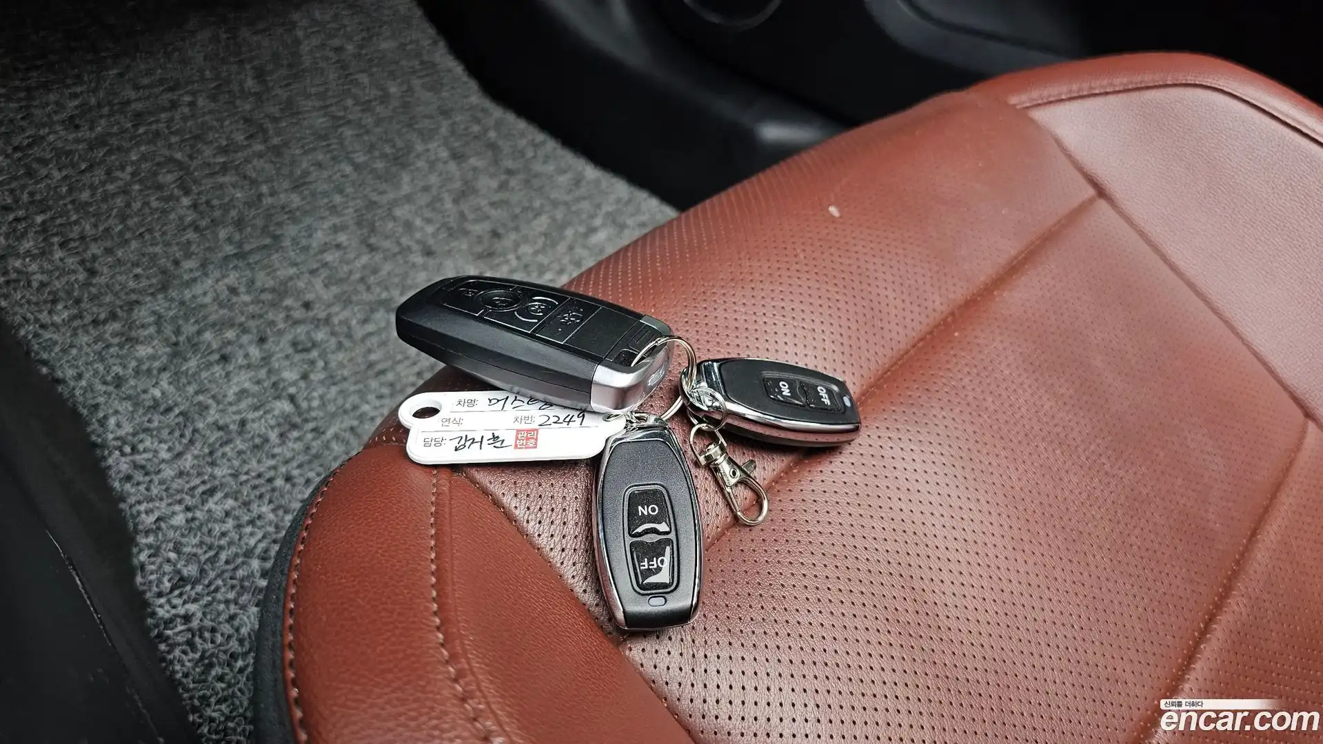 Mustang Ford 2016.7-OPTION-022