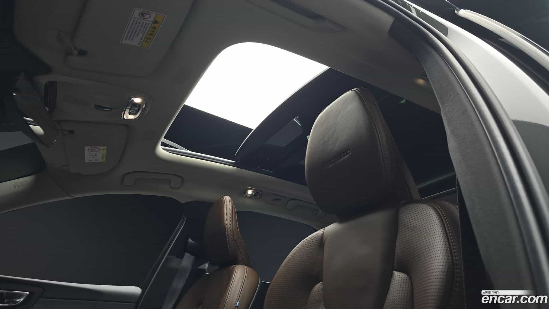 XC60 Volvo 2019.5-OPTION-023