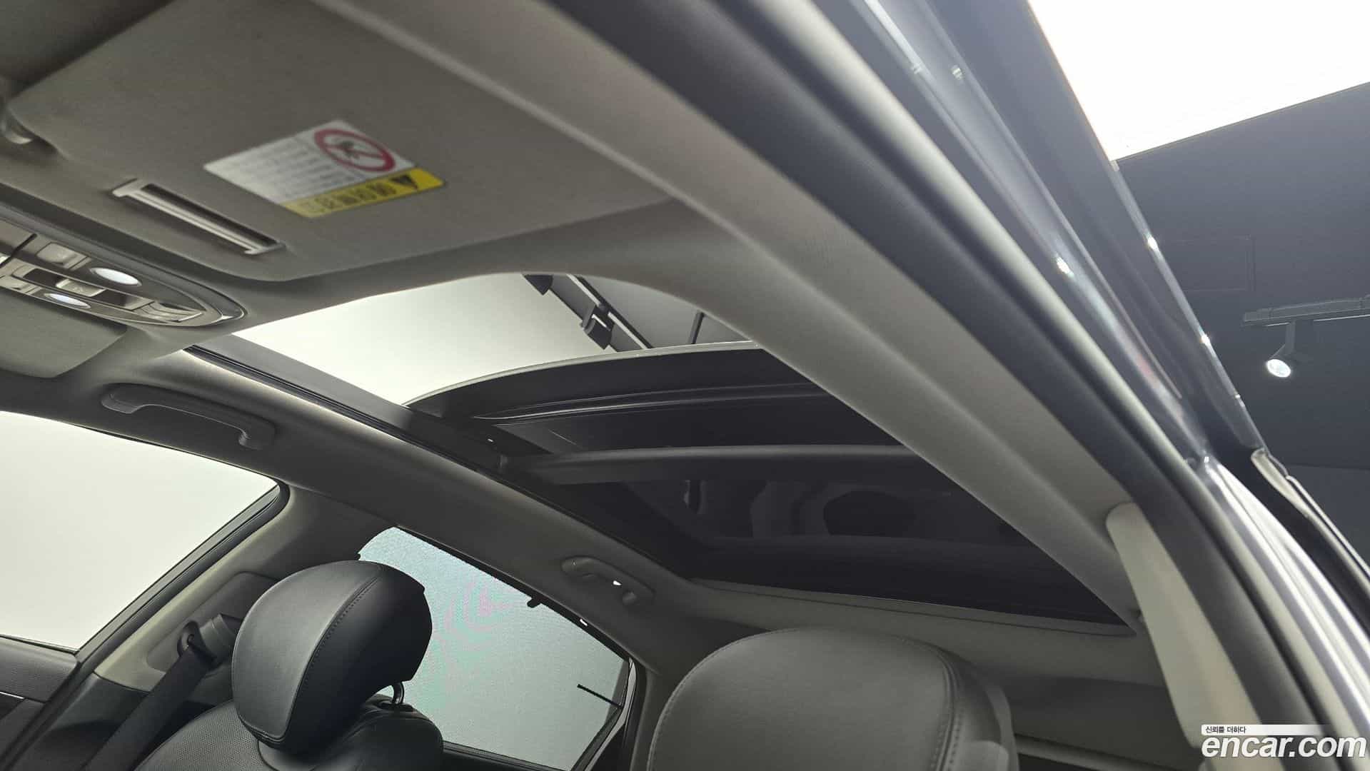 Genesis Hyundai 2016.2-OPTION-024