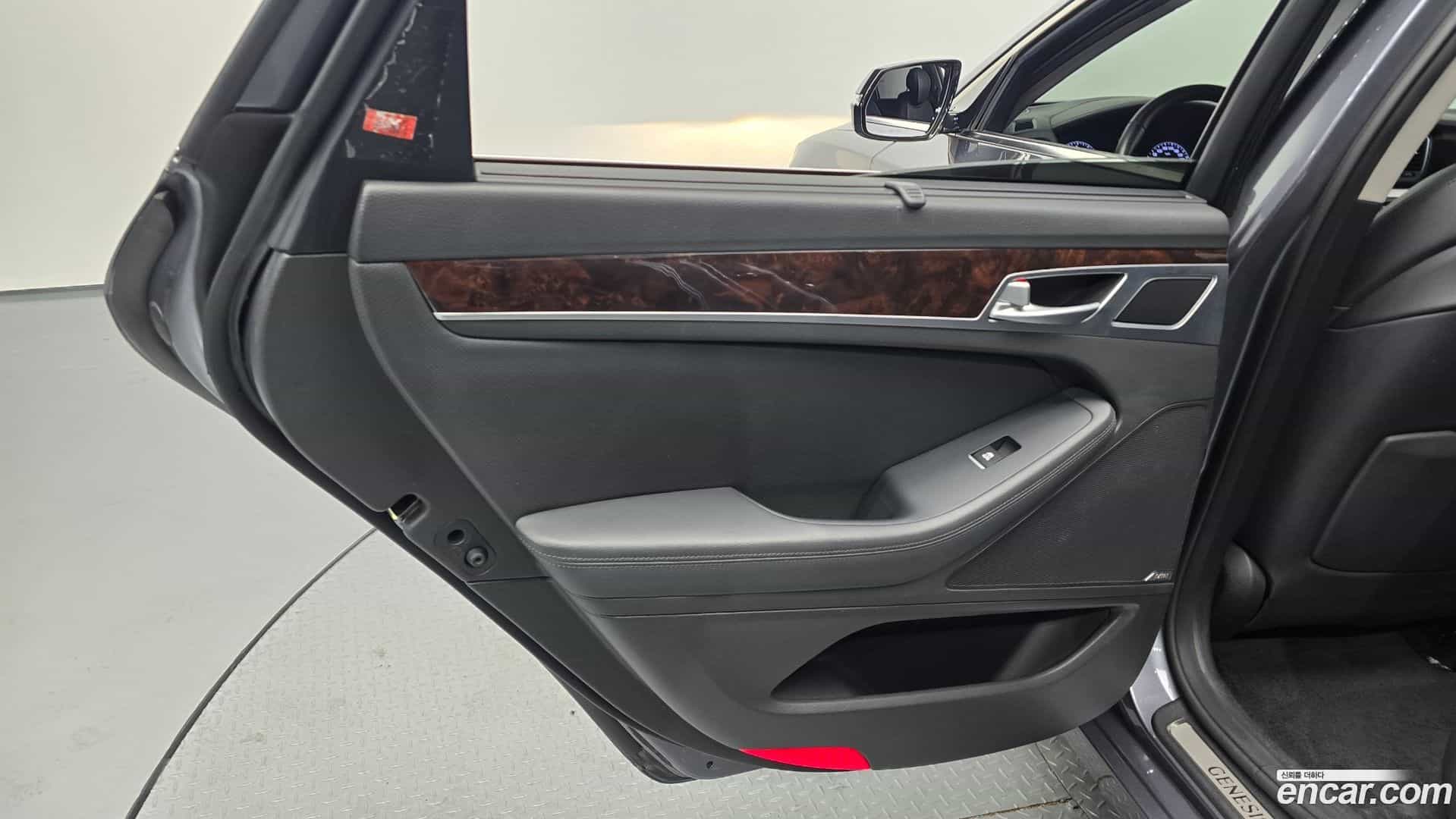 Genesis Hyundai 2016.2-INNER-035