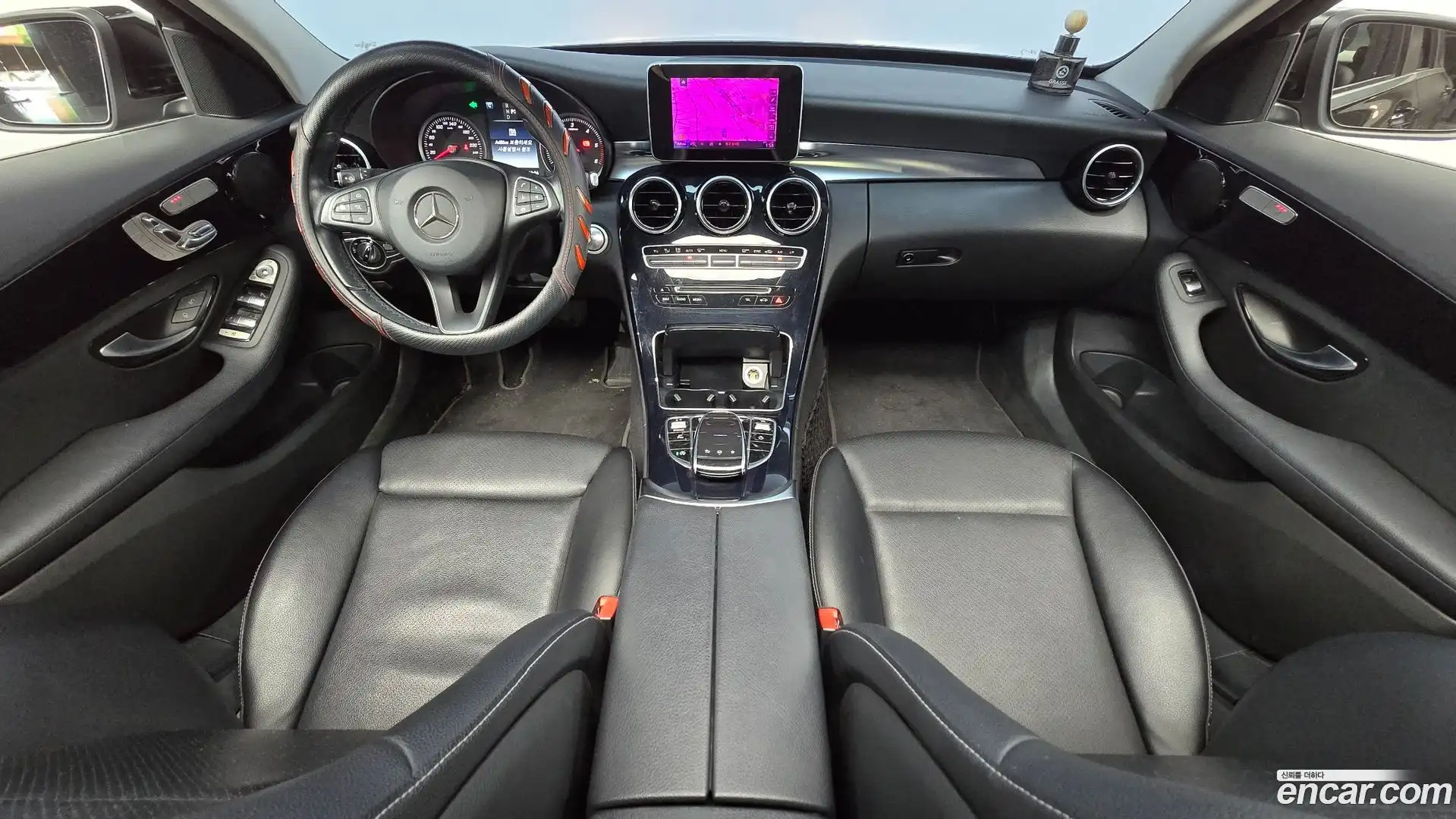 C-Class Mercedes-Benz 2015.11-INNER-007