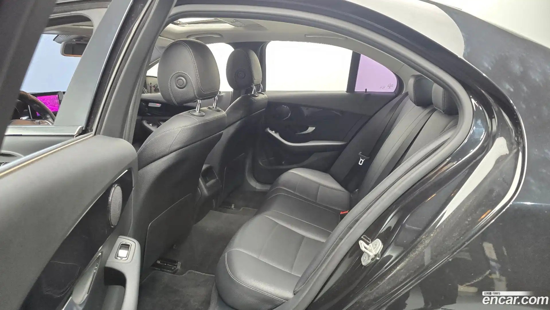 C-Class Mercedes-Benz 2015.11-OPTION-015