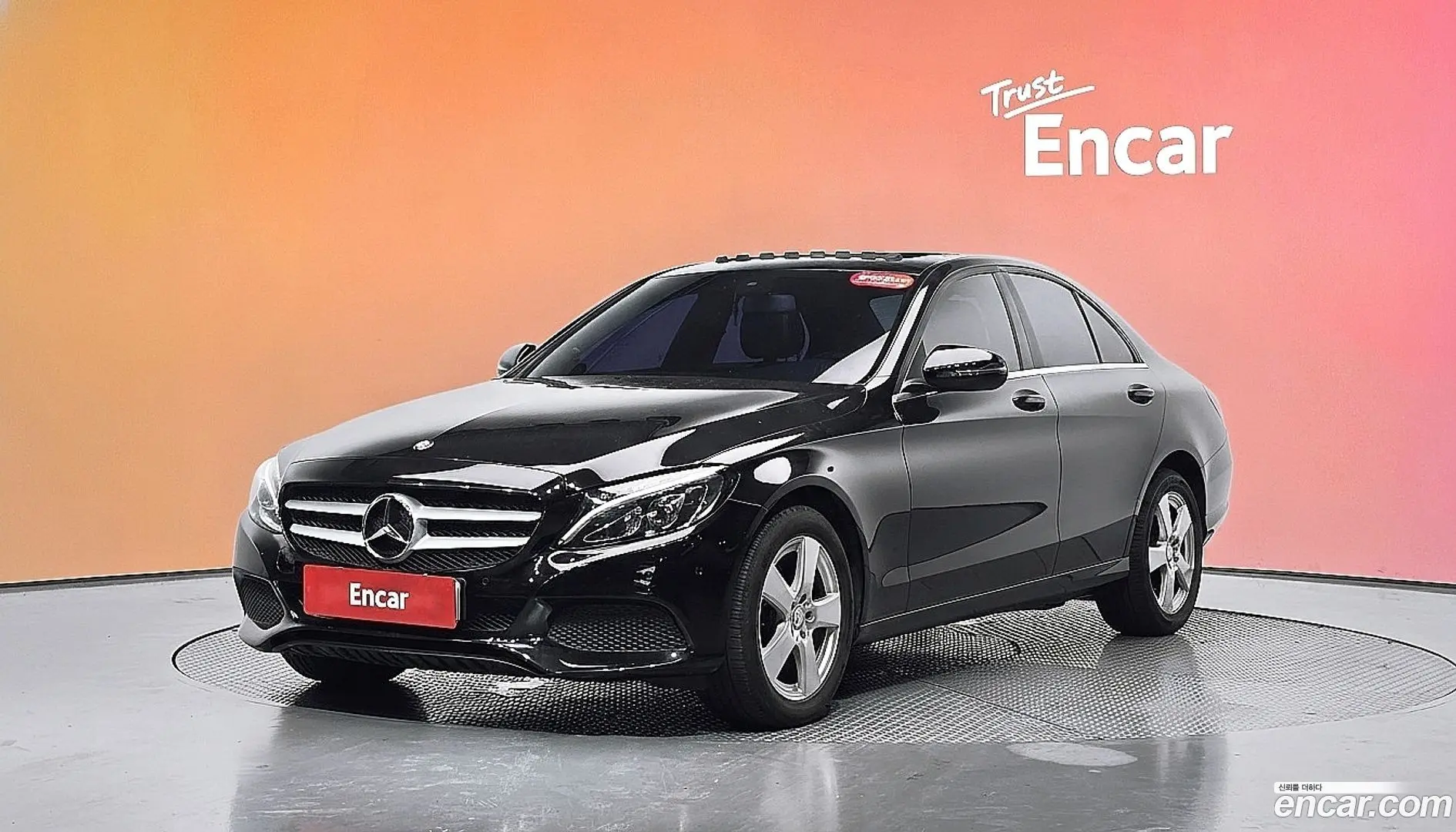 Main__Slider__Photo:C-Class Mercedes-Benz 2015.11-0