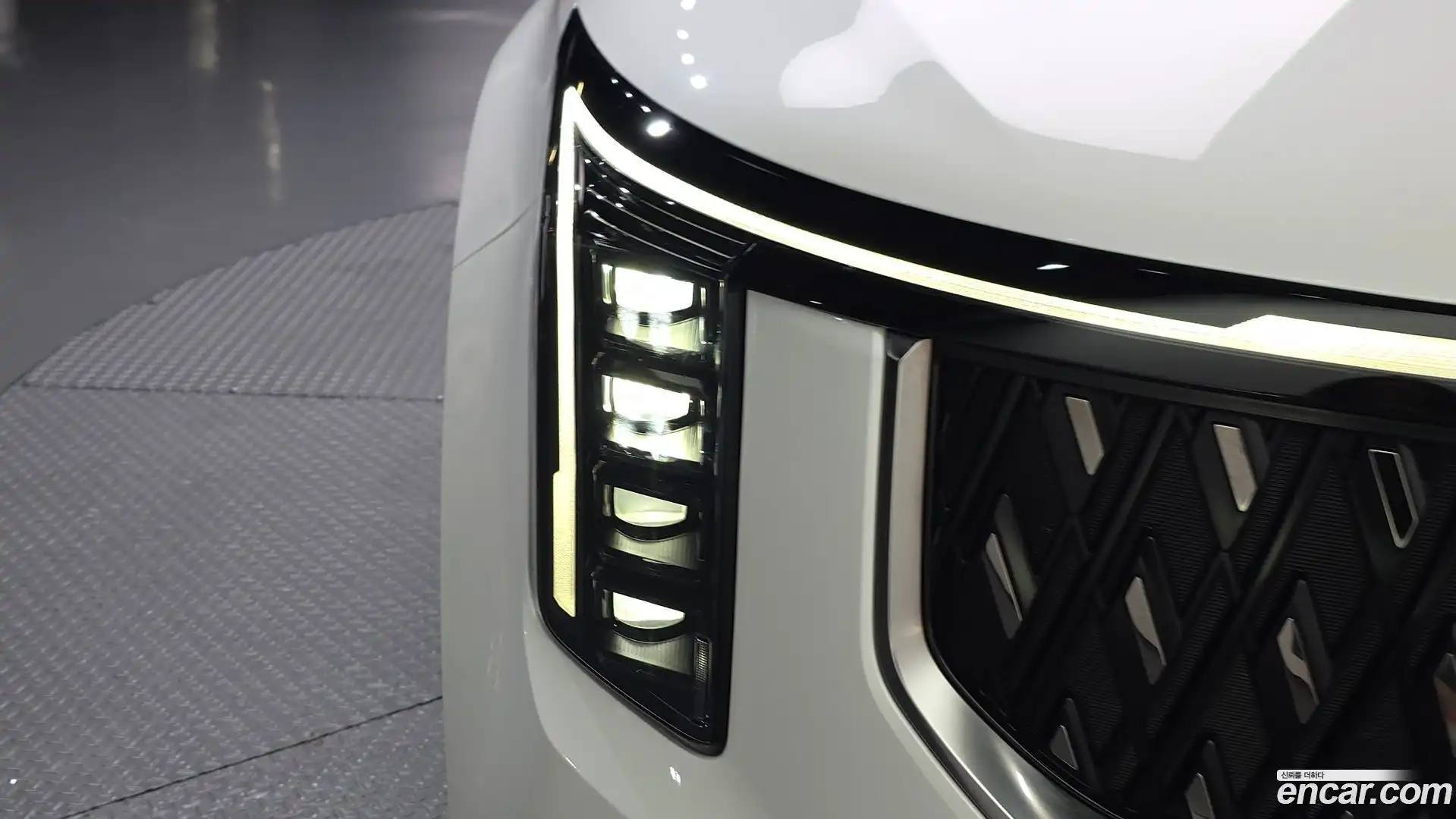 Canival Kia 2025.2-OUTER-032