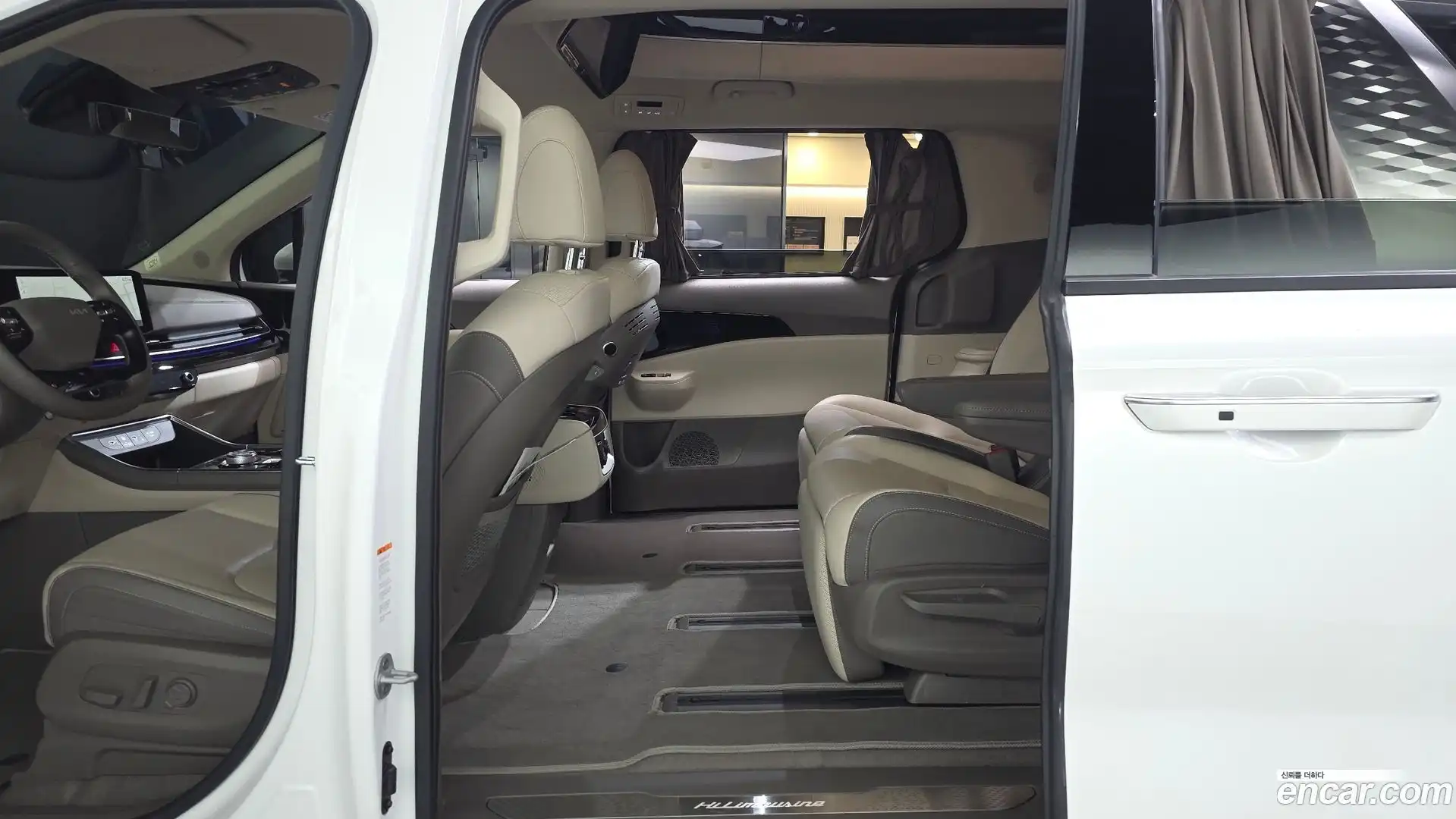 Canival Kia 2025.2-INNER-036