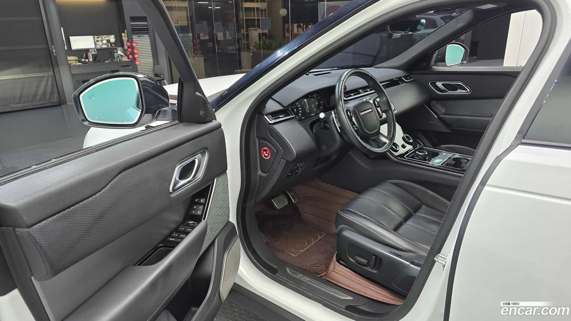Range Rover Velar Land Rover 2017.9-INNER-010