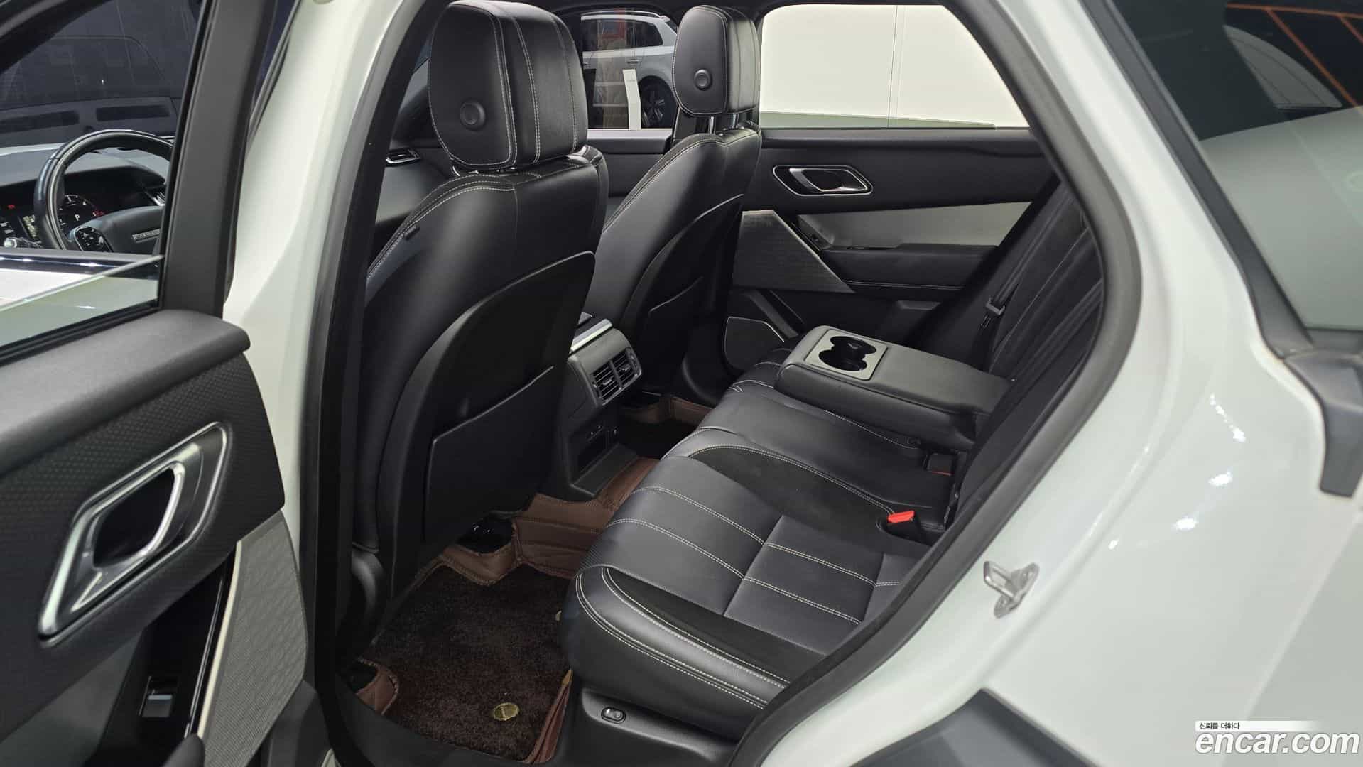 Range Rover Velar Land Rover 2017.9-OPTION-016