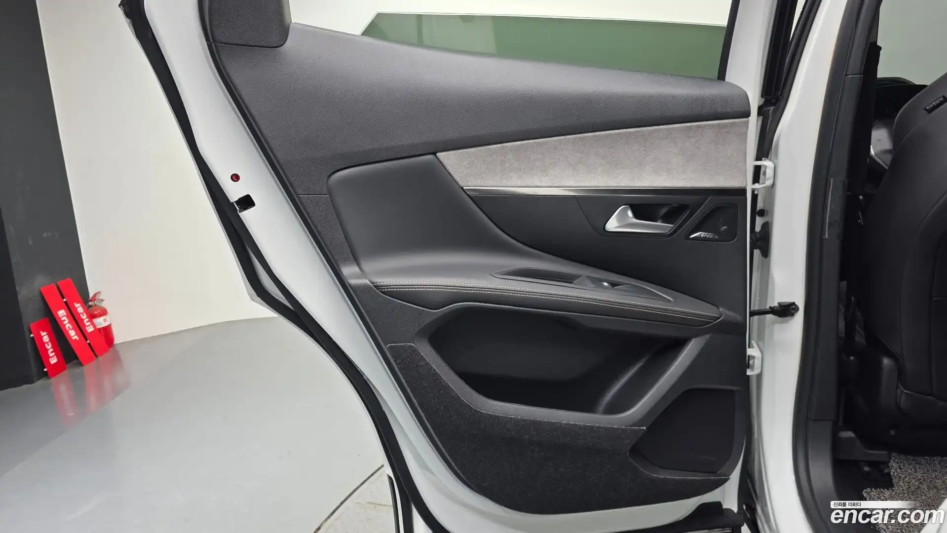 3008 Peugeot 2021.2-INNER-035
