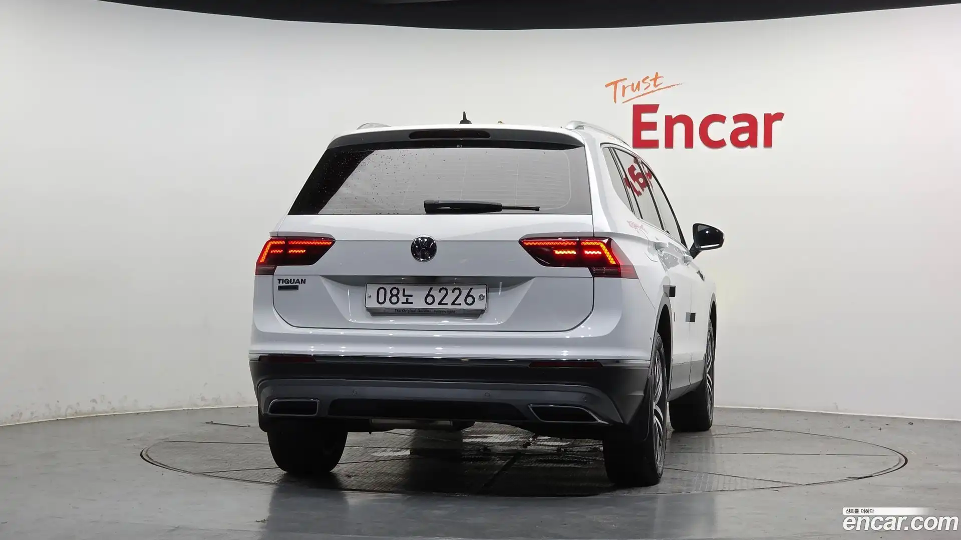 Tiguan Volkswagen 2018.8-OUTER-004