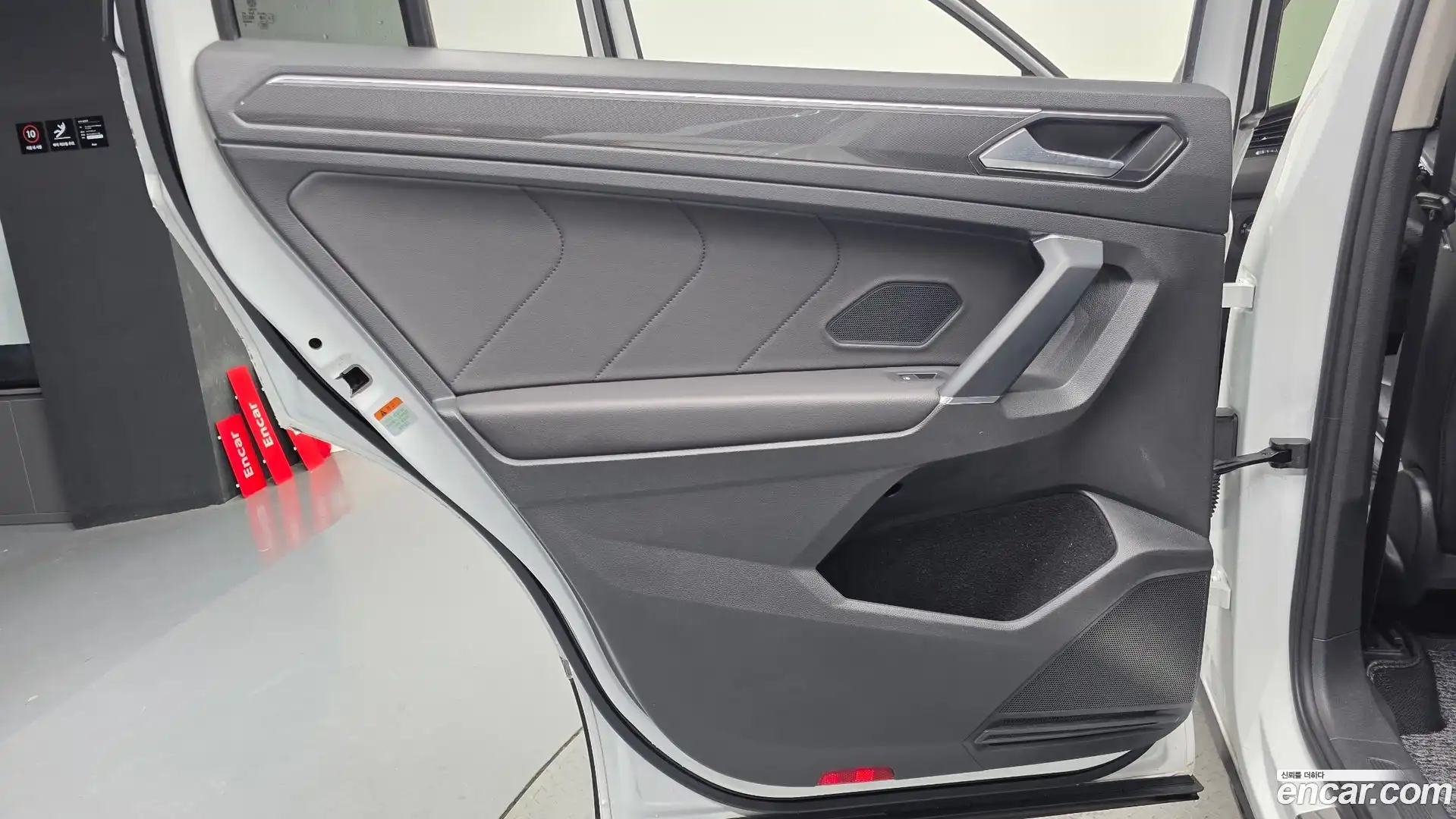 Tiguan Volkswagen 2018.8-INNER-035