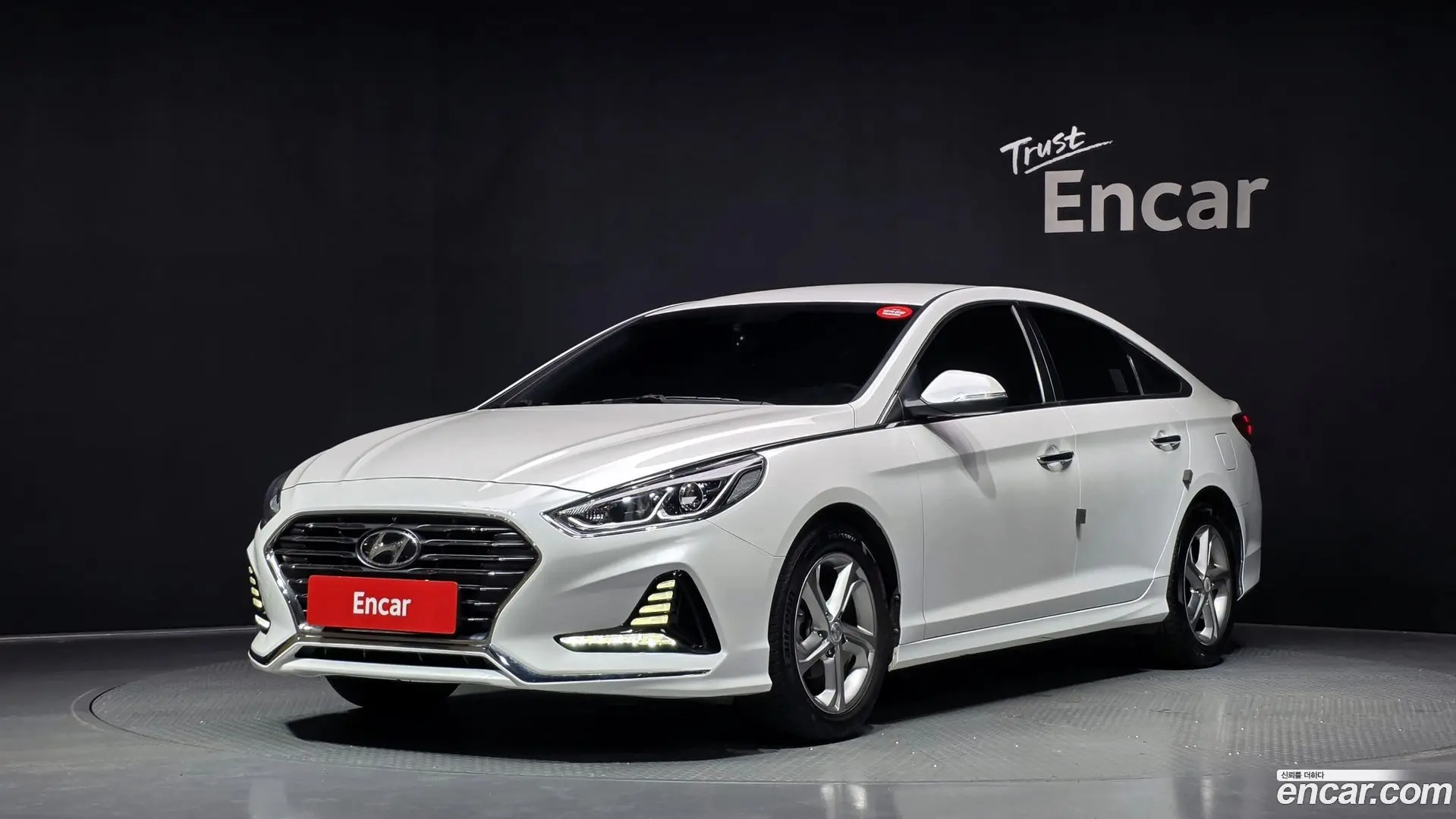Main__Slider__Photo:Sonata Hyundai 2018.2-0