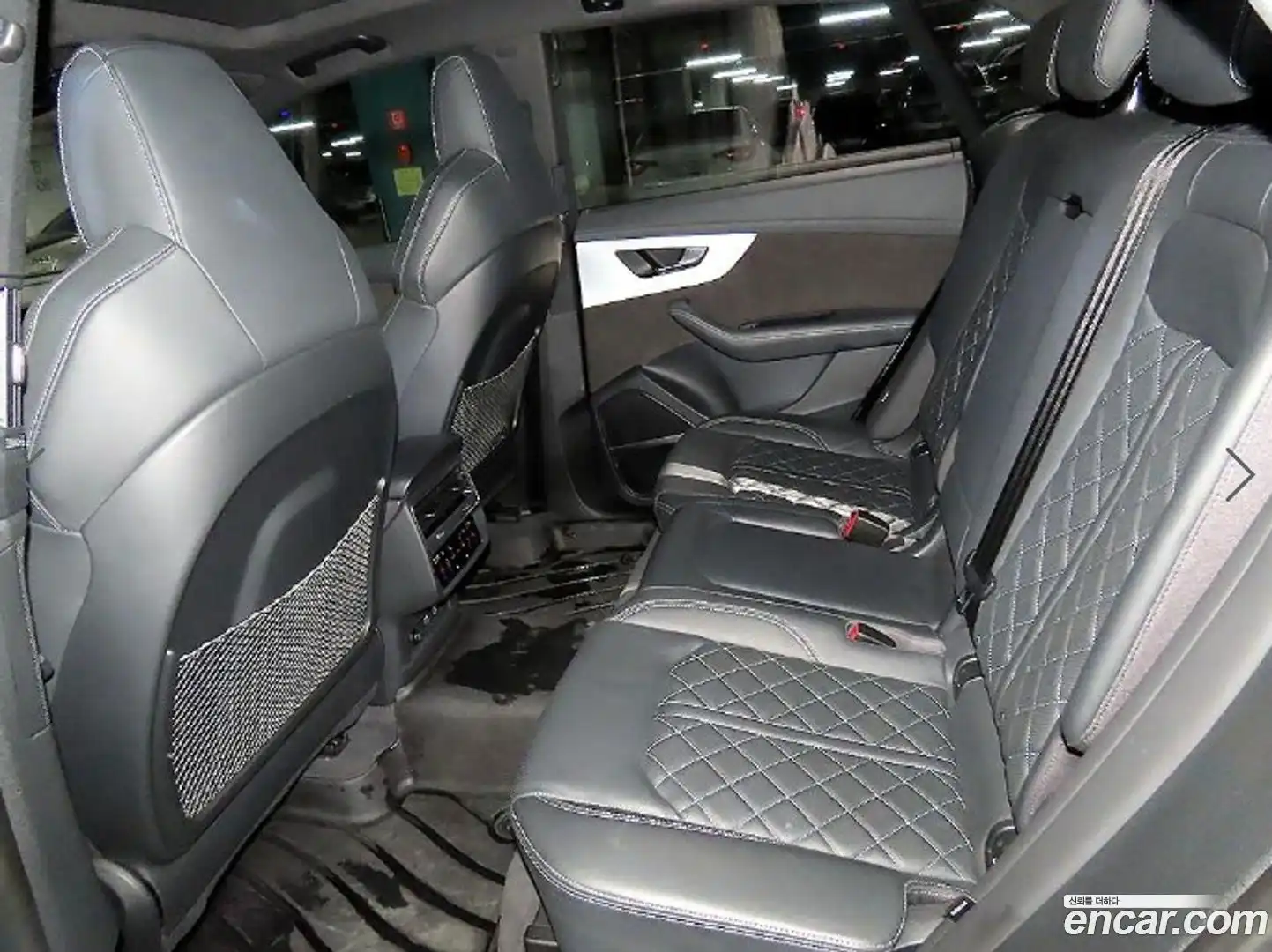 Q8 Audi 2021.3-INNER-007