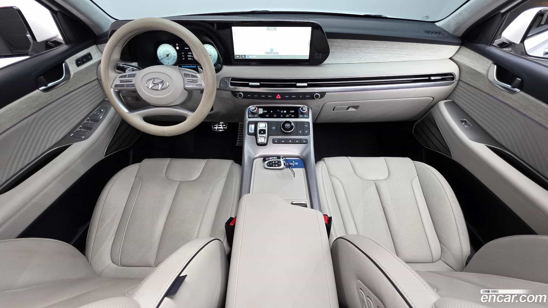 Palisade Hyundai 2023.2-INNER-007