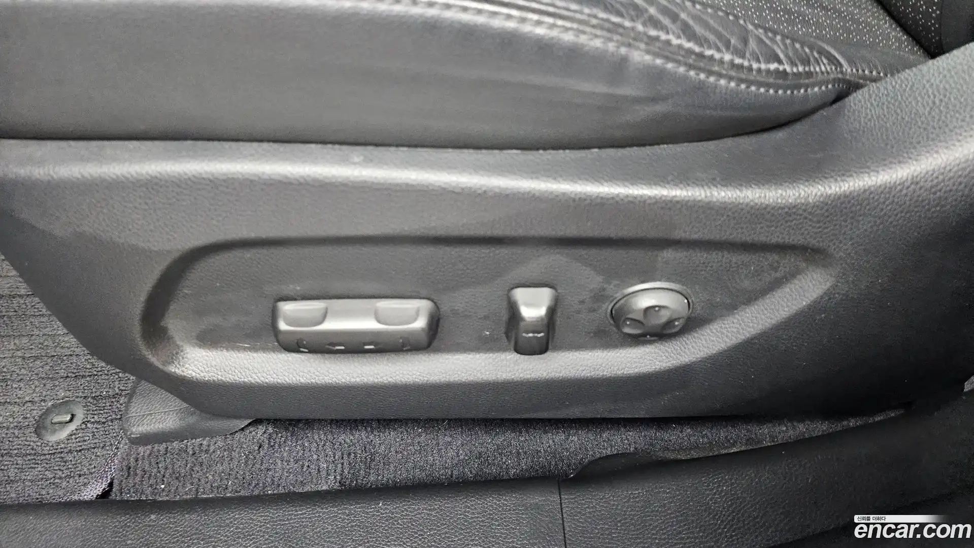 Maxcruz Hyundai 2014.10-OPTION-044